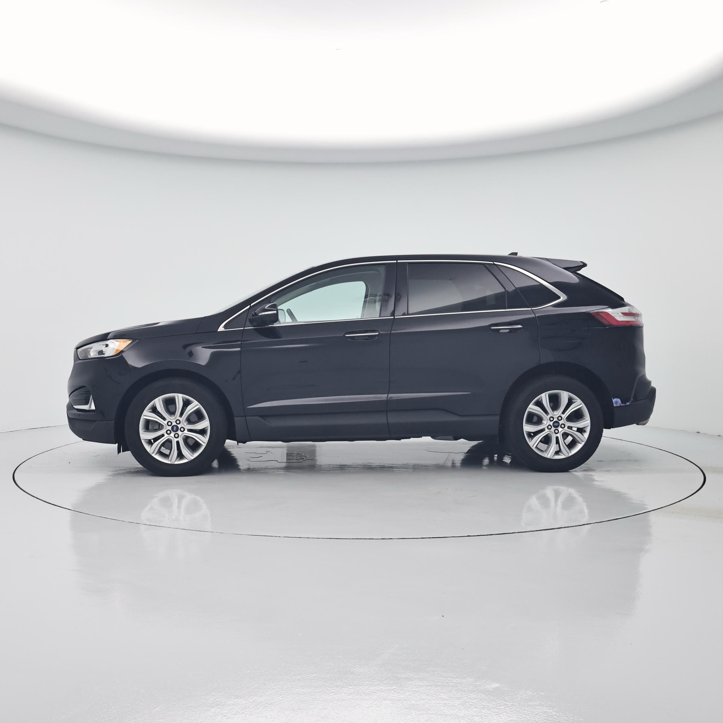 Thumbnail: 2021 Ford Edge - 3