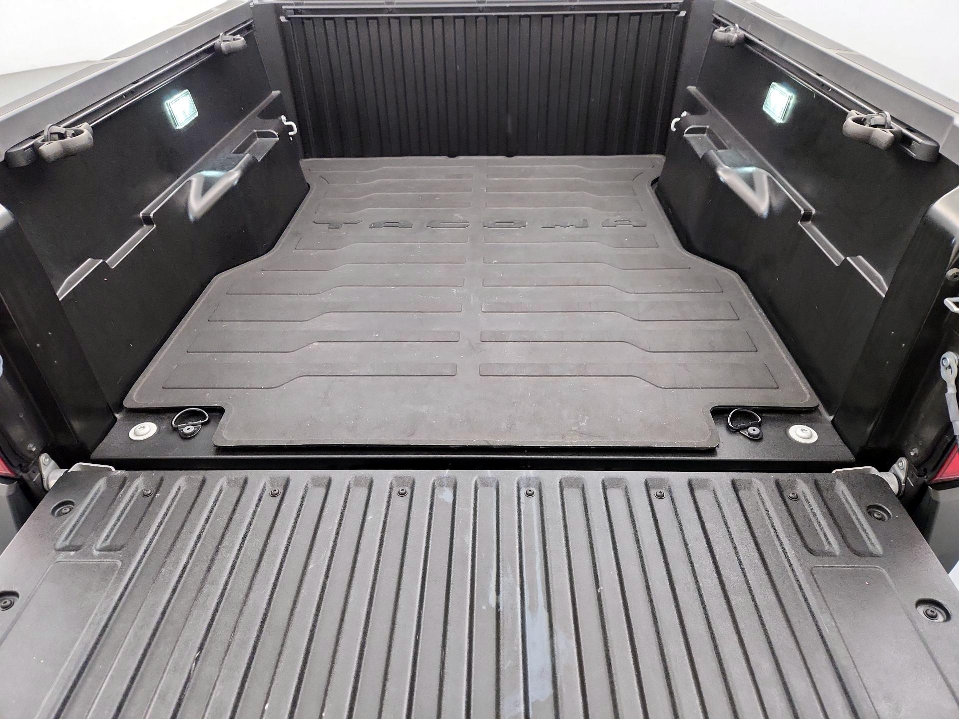 Thumbnail: 2025 Toyota Tacoma - 19