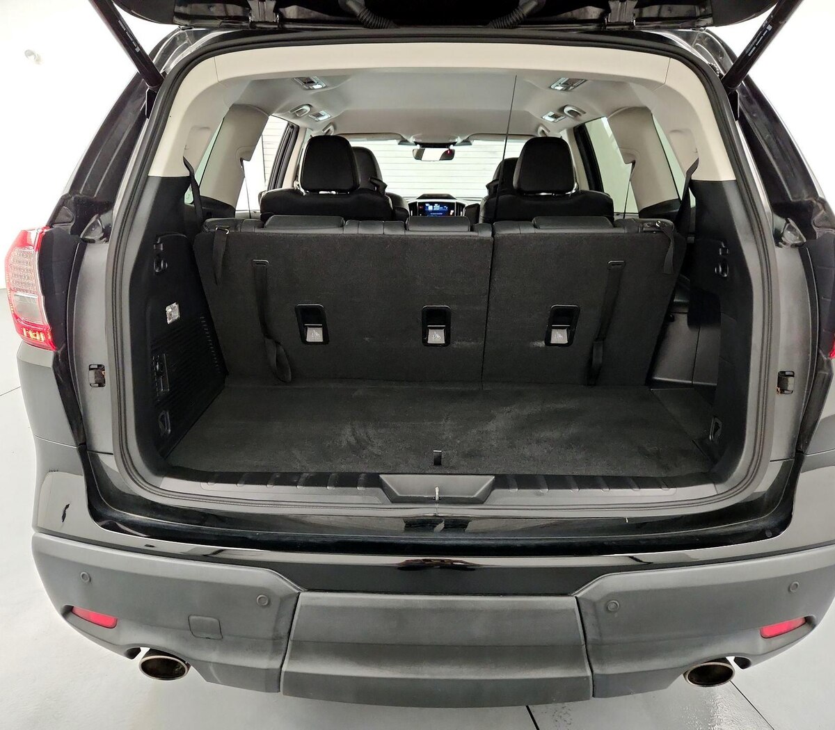 Trunk/Cargo (Seats Up)