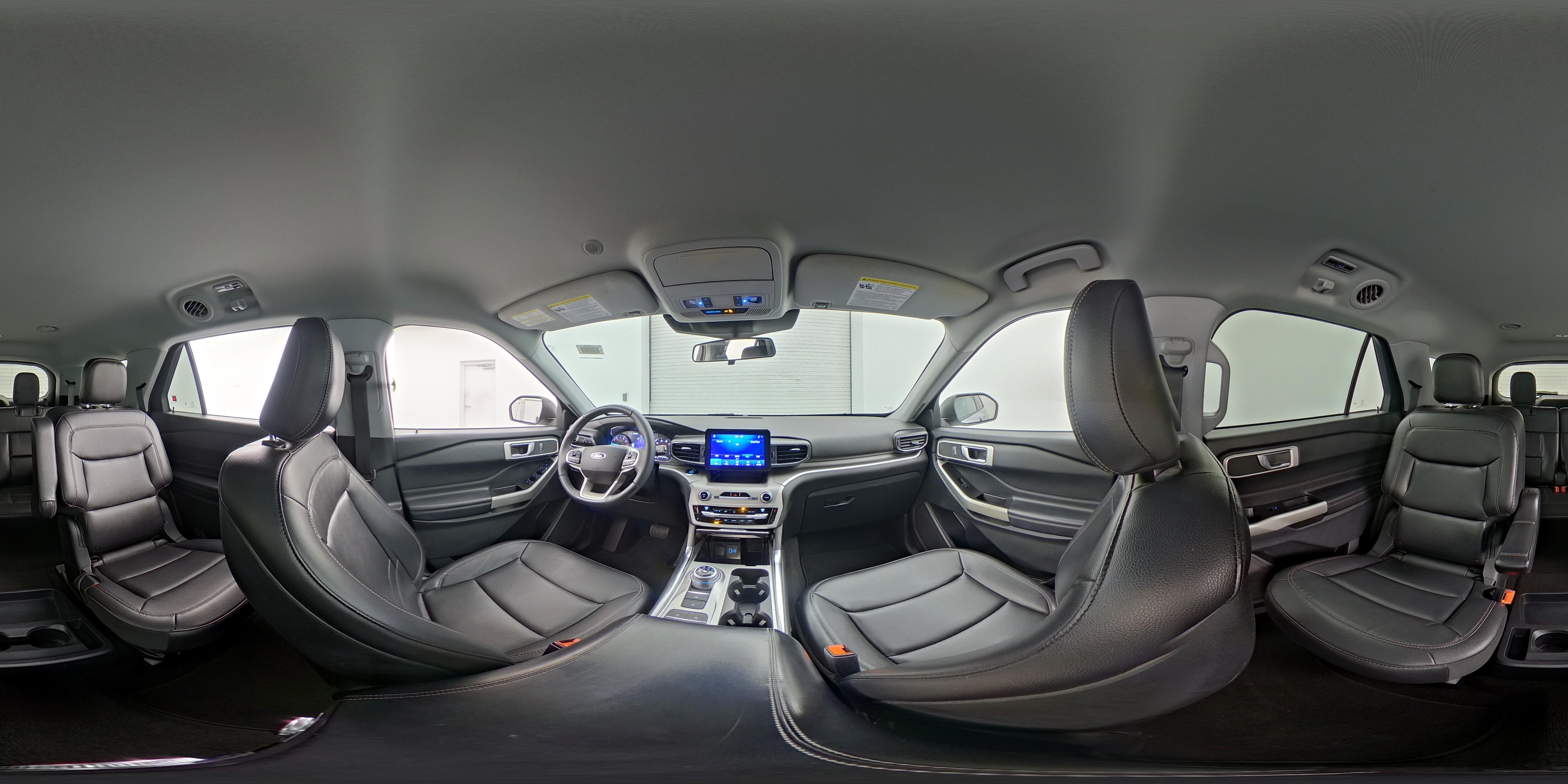 2020 Ford Explorer XLT - Photo 24