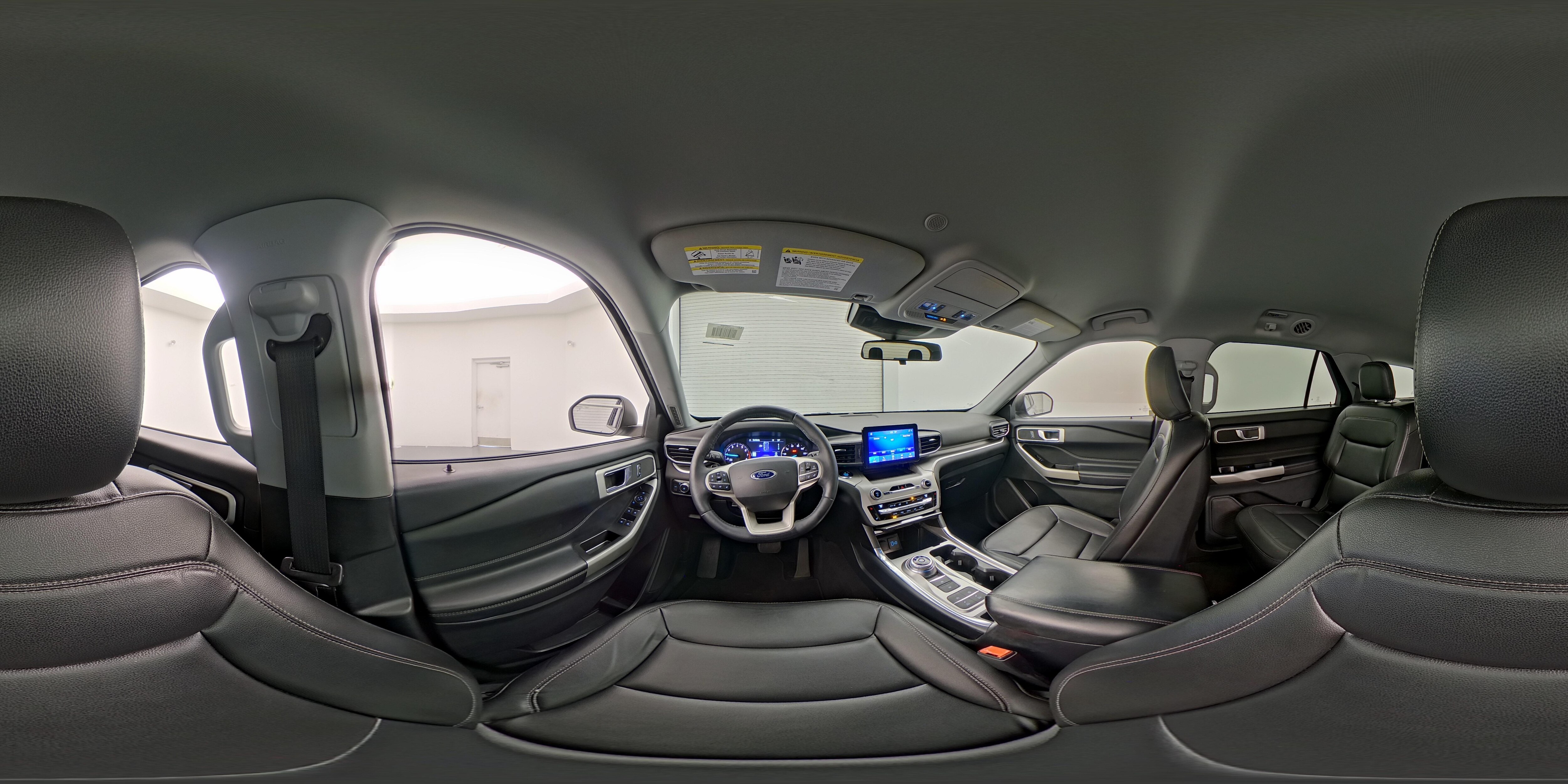 2020 Ford Explorer XLT - Photo 26