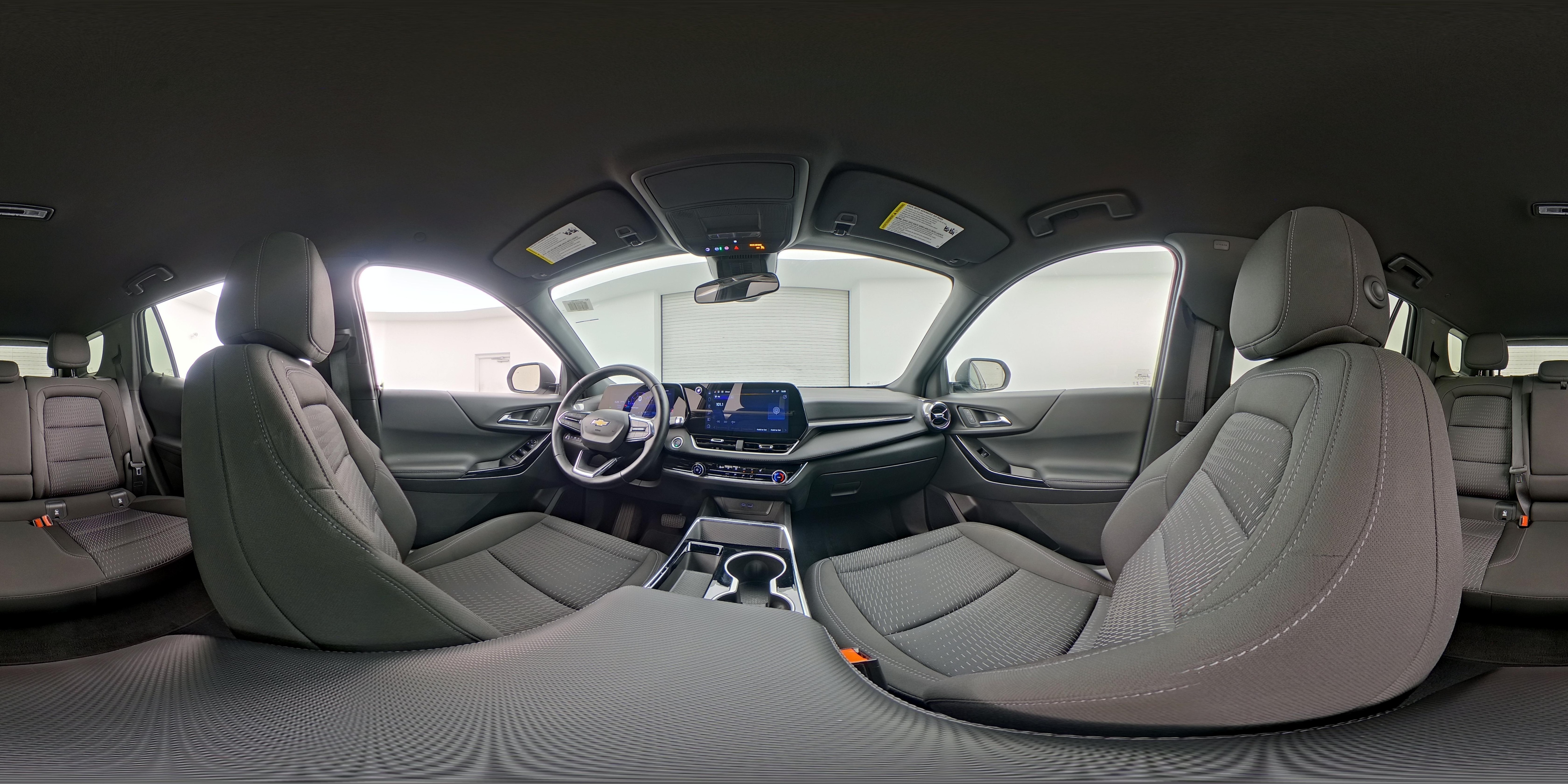 2025 Chevrolet Equinox LT - Photo 24