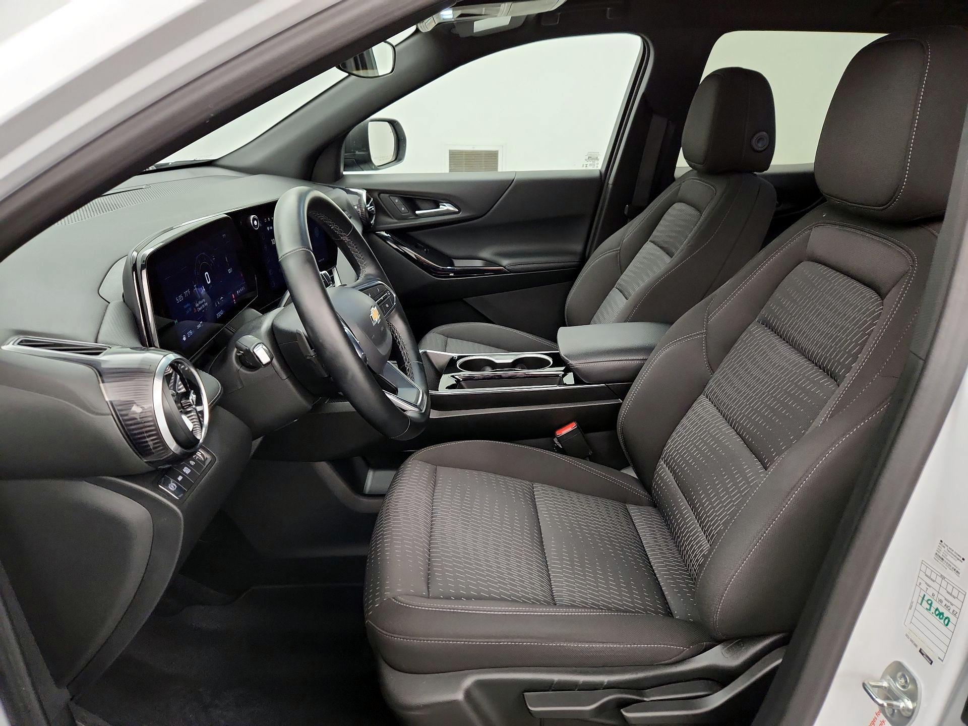 Thumbnail: 2025 Chevrolet Equinox - 11