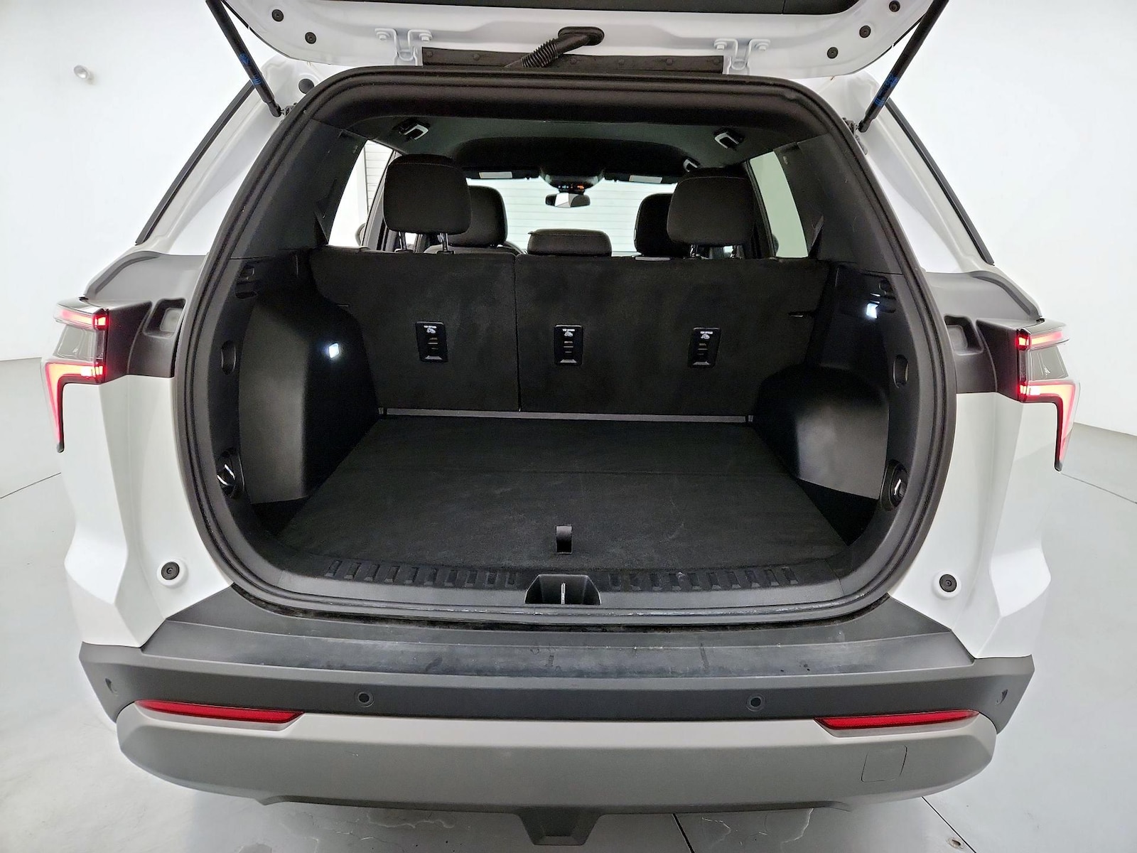 2025 Chevrolet Equinox LT - Photo 21