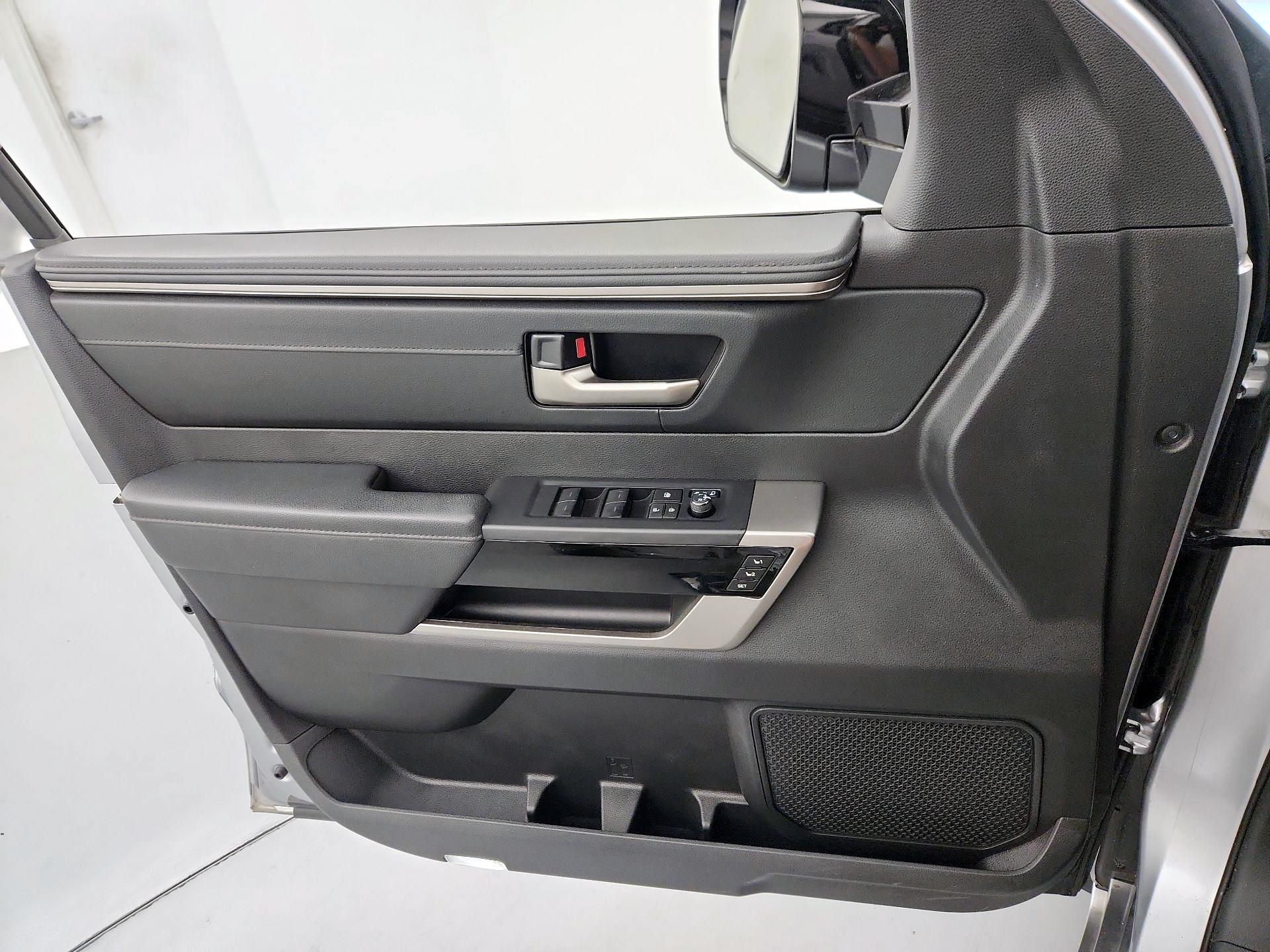 Thumbnail: 2024 Toyota Tundra - 12