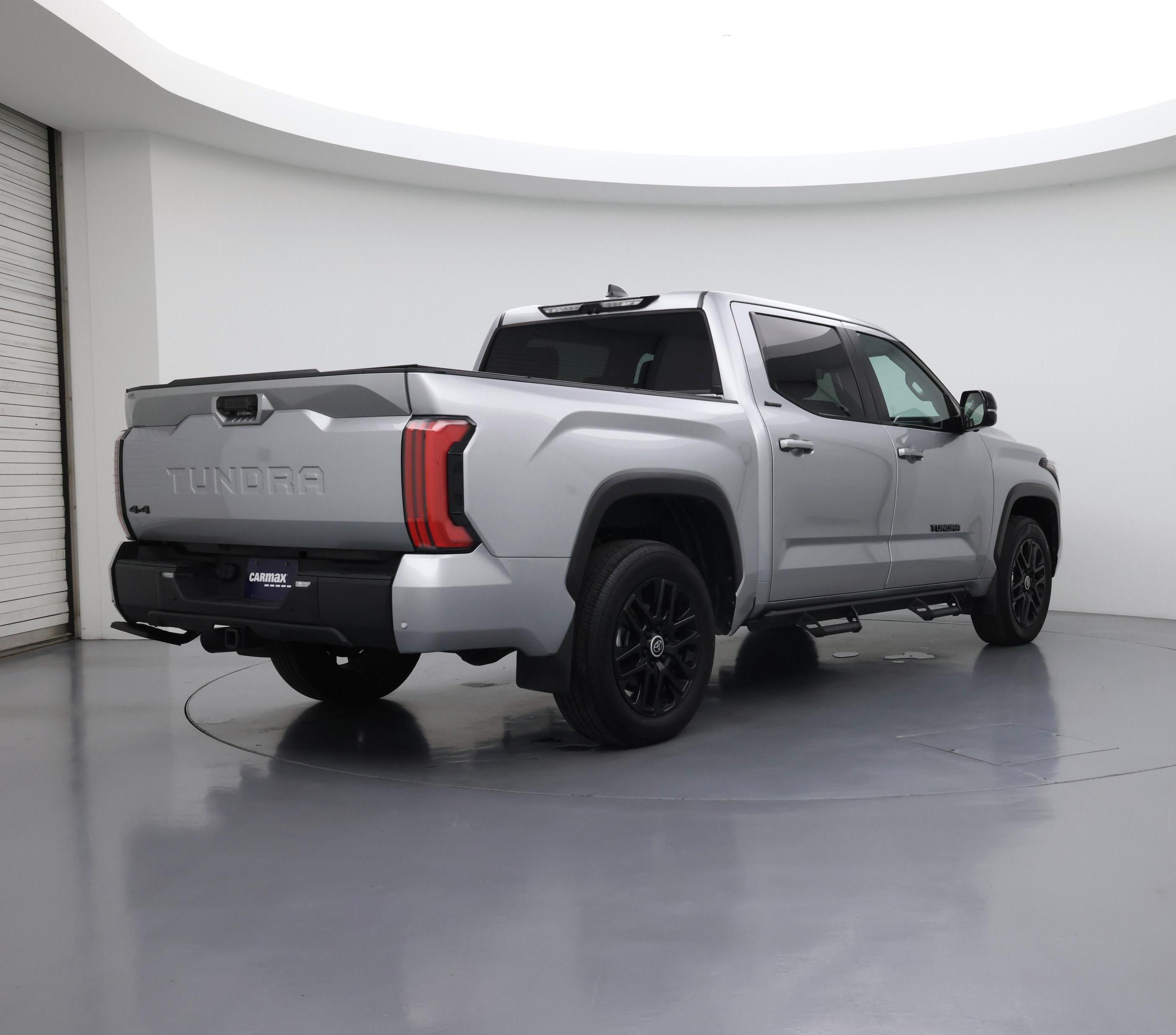Thumbnail: 2024 Toyota Tundra - 8