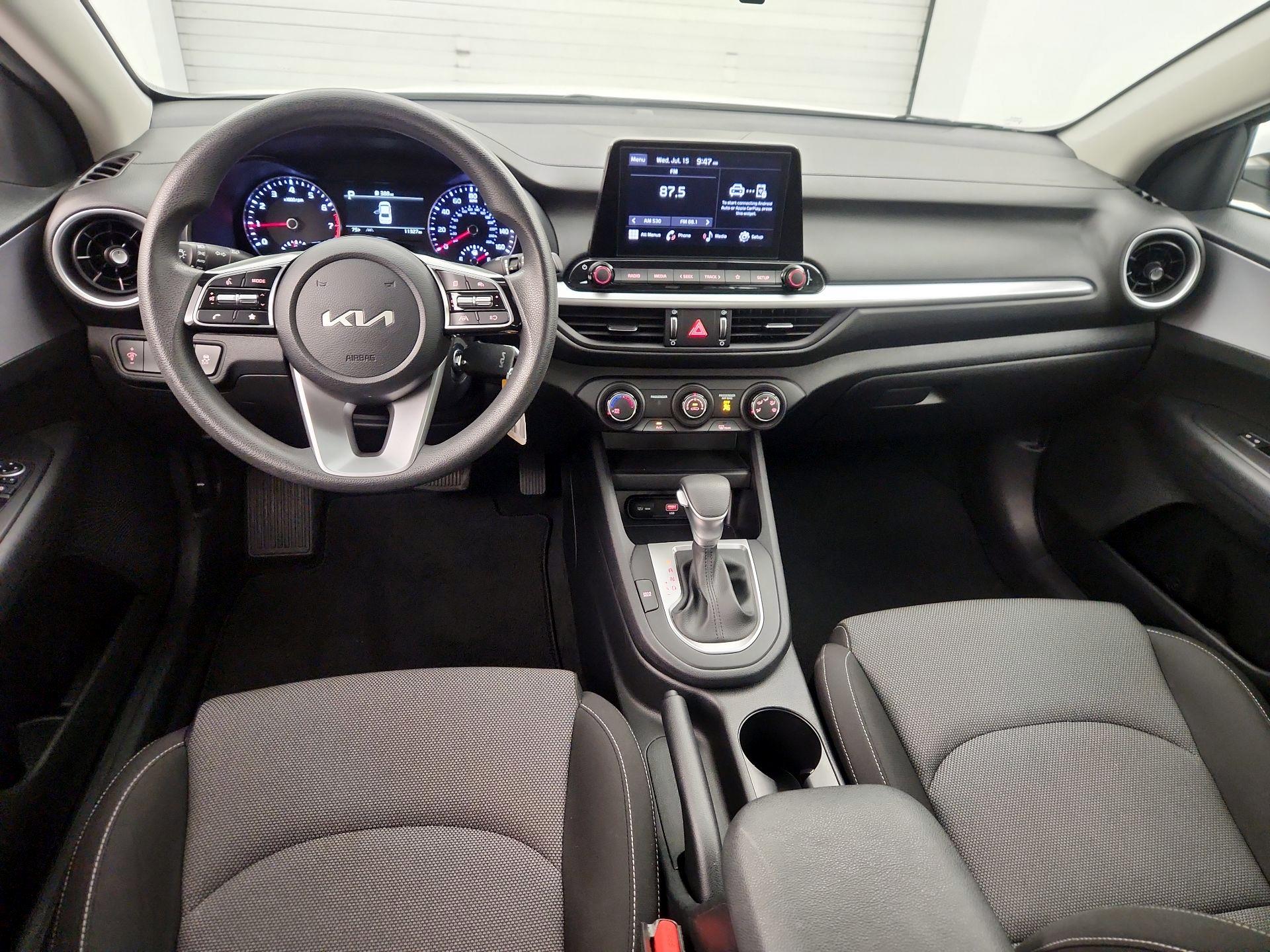 Thumbnail: 2024 Kia Forte - 9