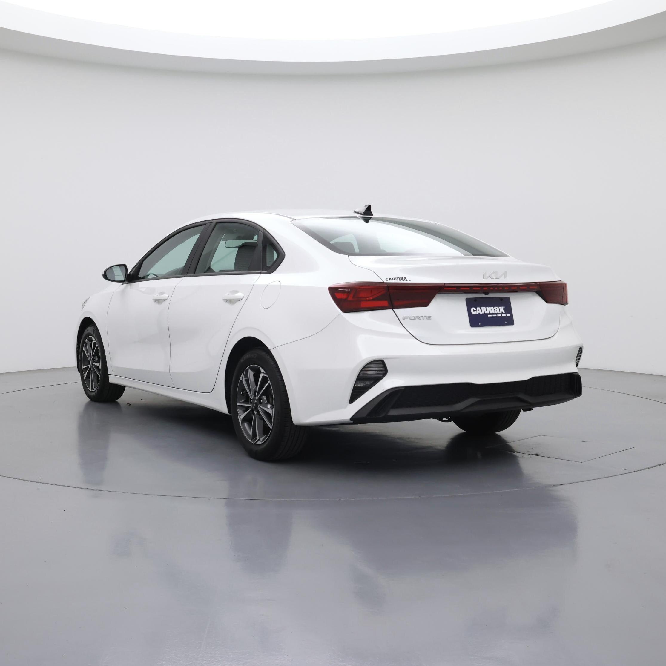 Thumbnail: 2024 Kia Forte - 2