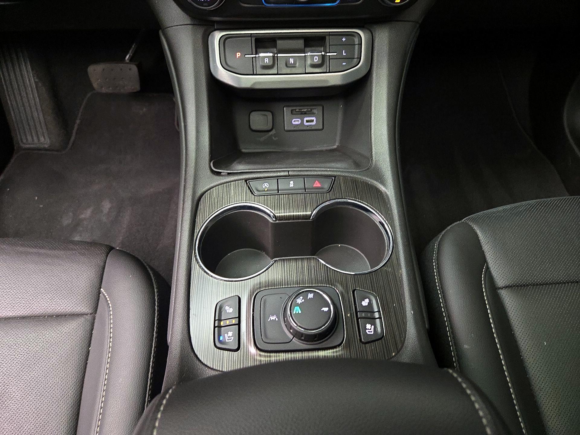 Thumbnail: 2023 GMC Acadia - 18