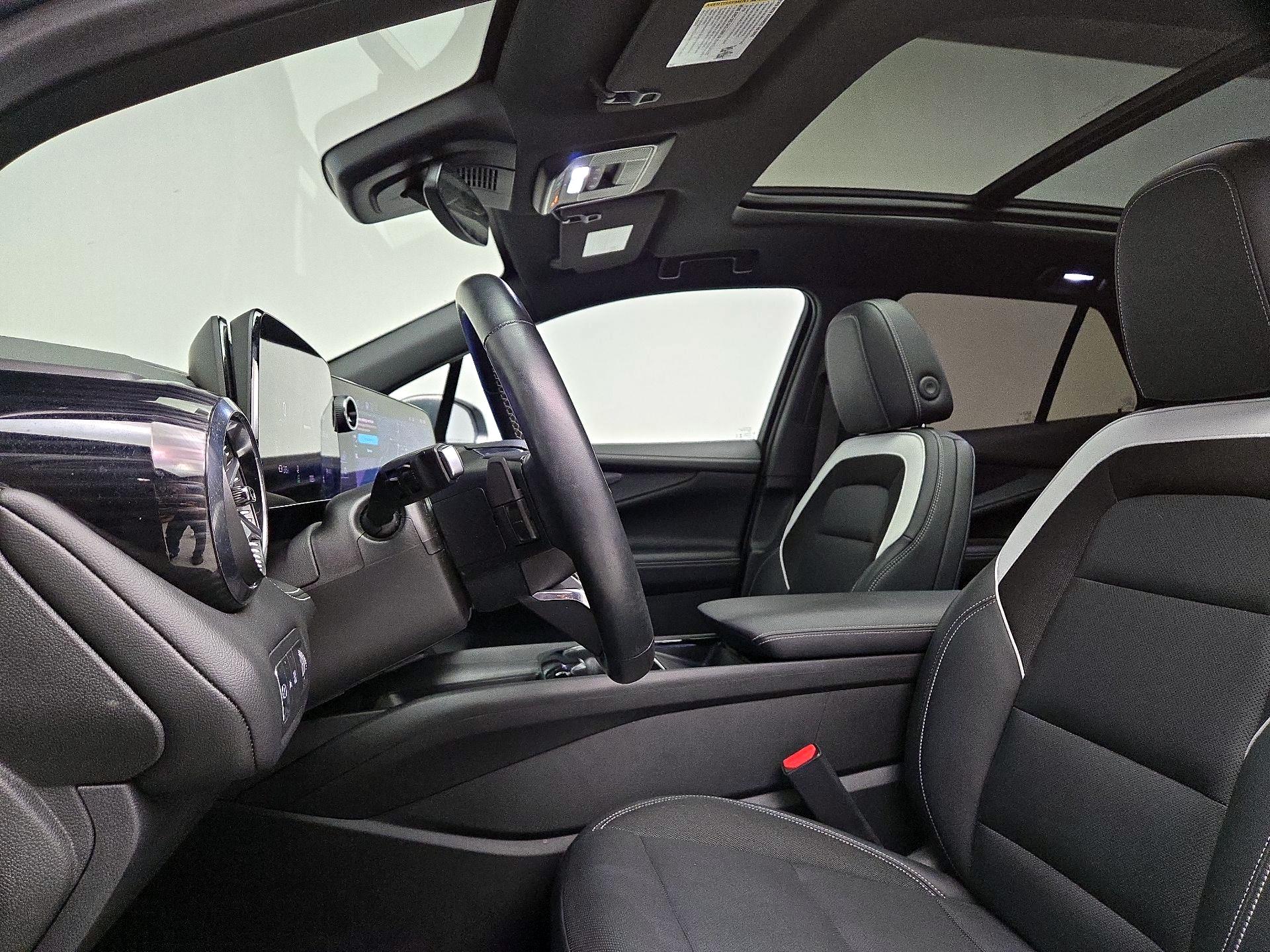 Thumbnail: 2024 Chevrolet Blazer EV - 20