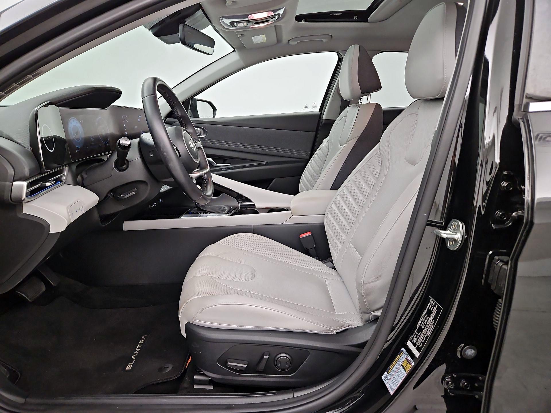 Thumbnail: 2023 Hyundai Elantra - 11