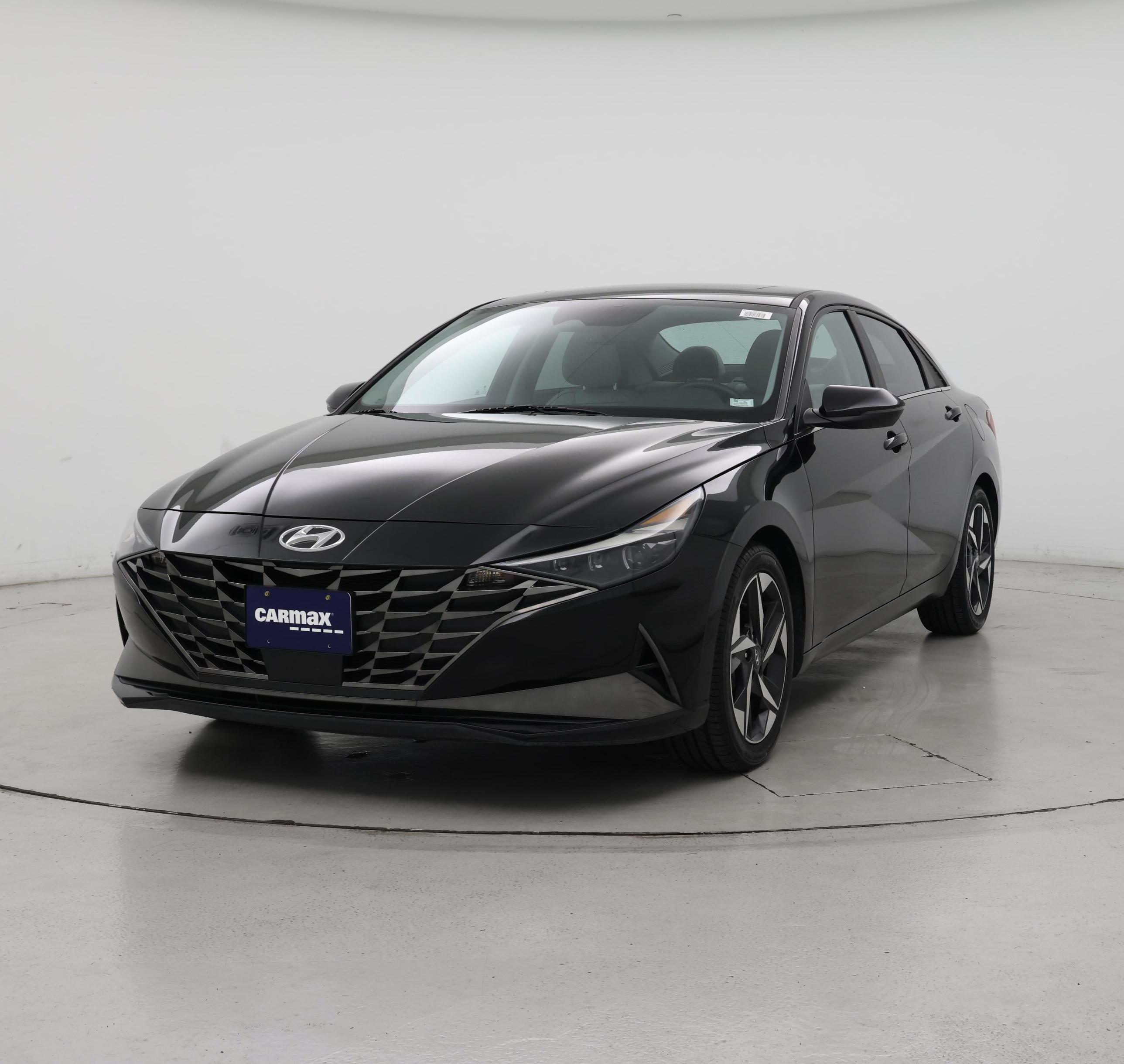 Thumbnail: 2023 Hyundai Elantra - 4