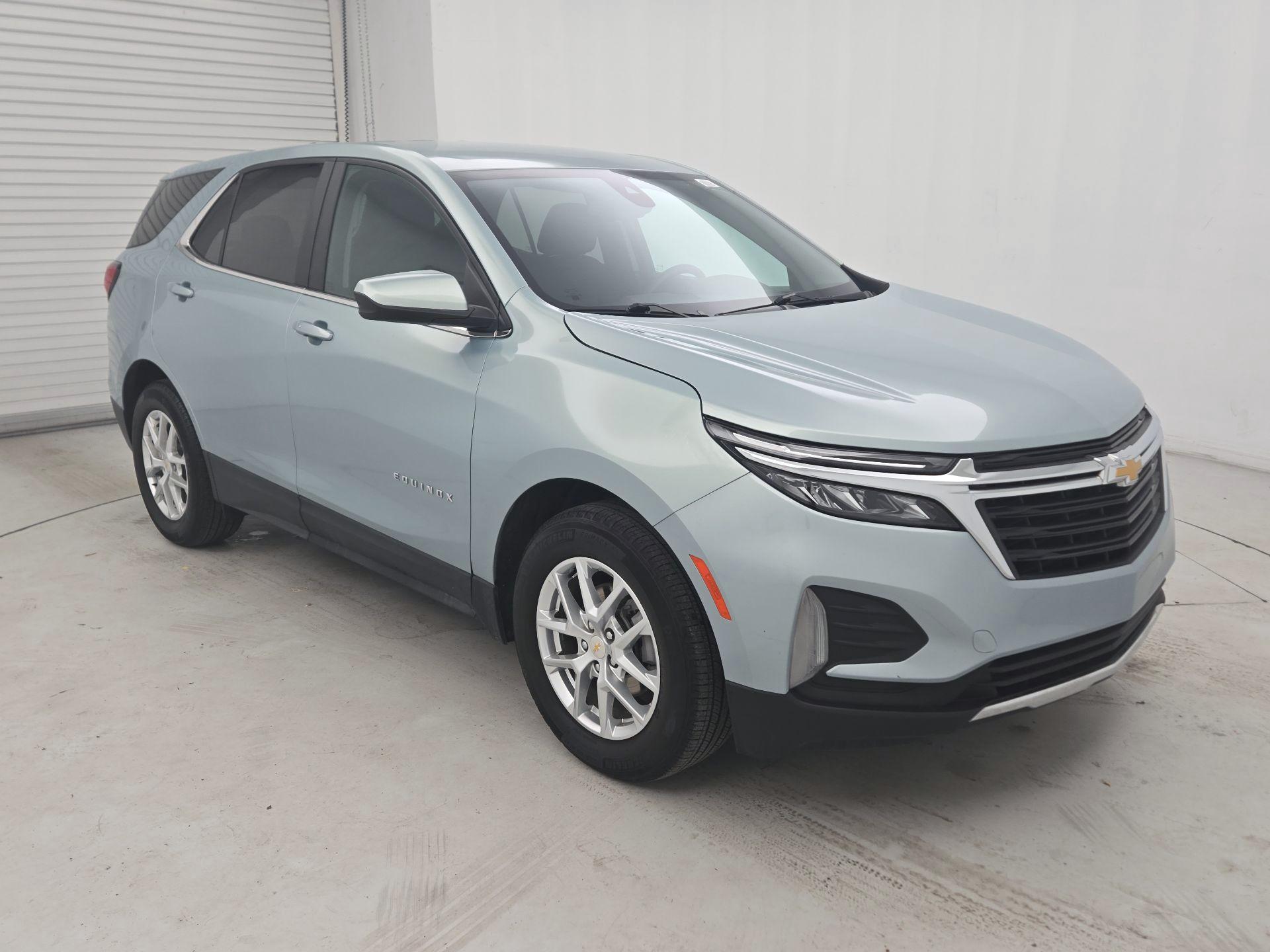Thumbnail: 2022 Chevrolet Equinox - 1