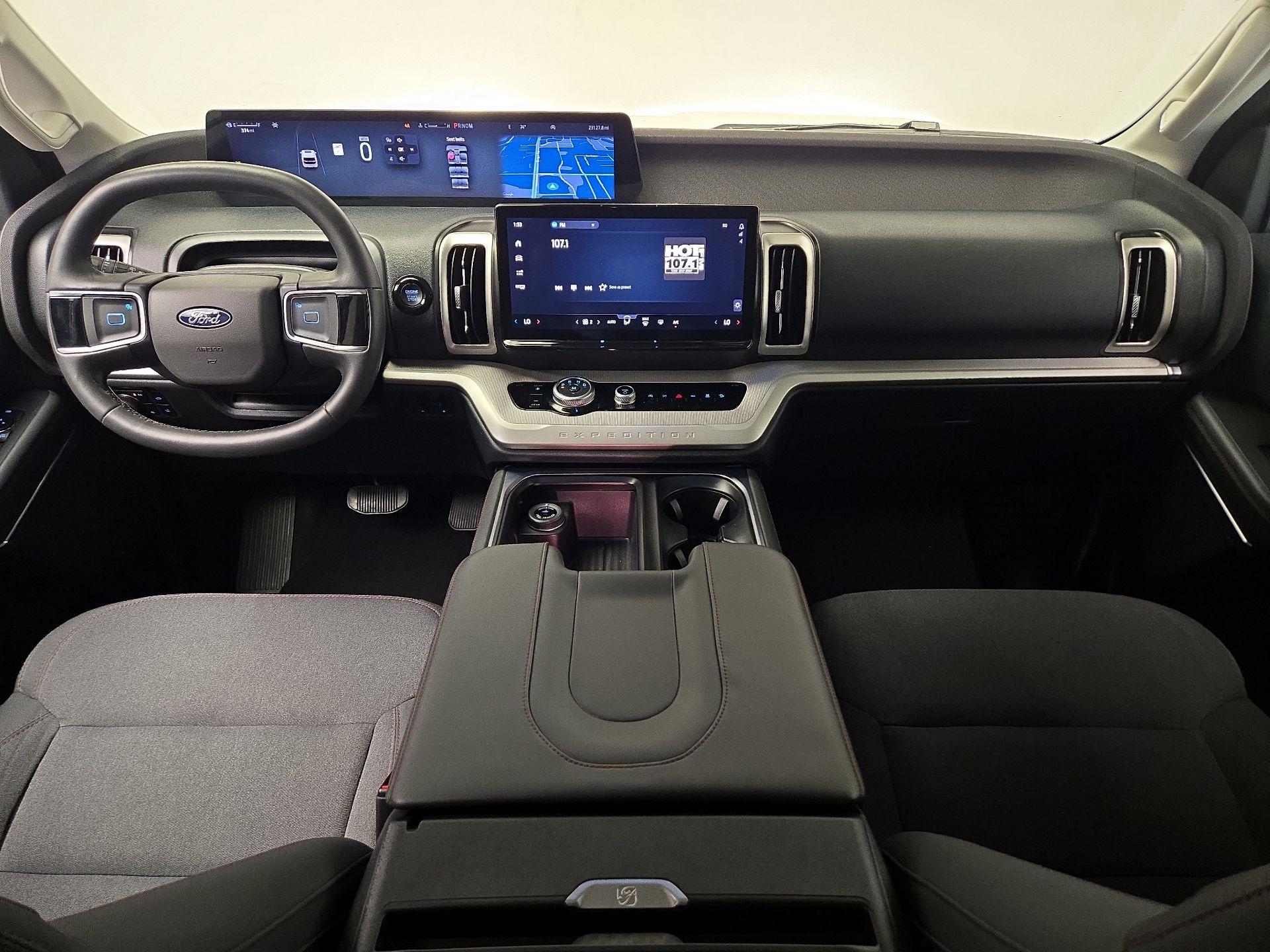 Thumbnail: 2025 Ford Expedition - 9