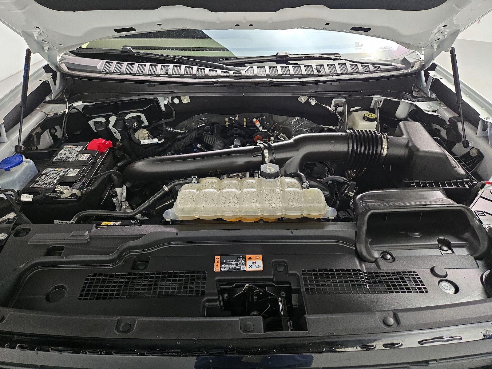 2025 Ford Expedition Active - Photo 25