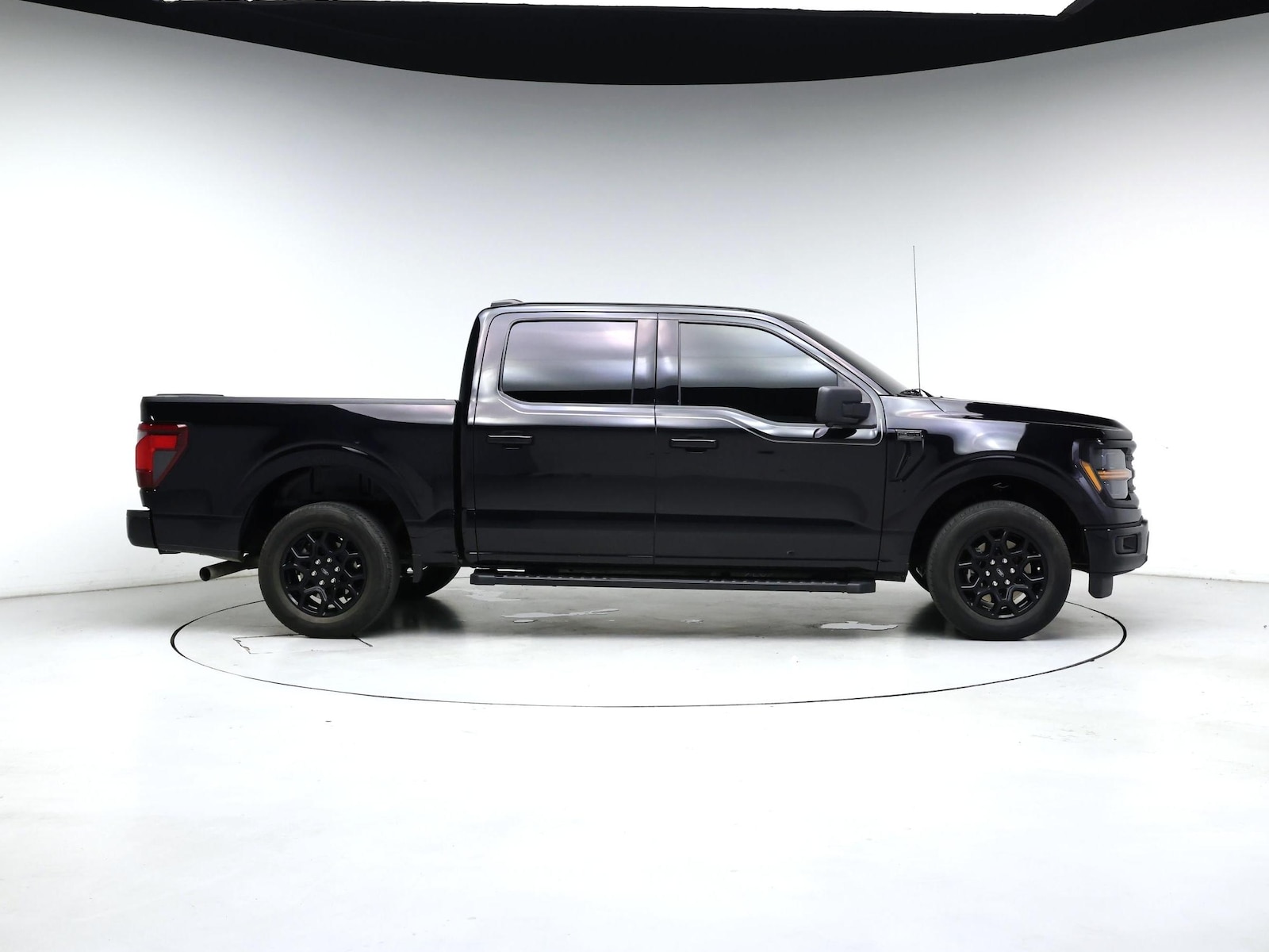 2024 Ford F-150 XLT - Photo 8