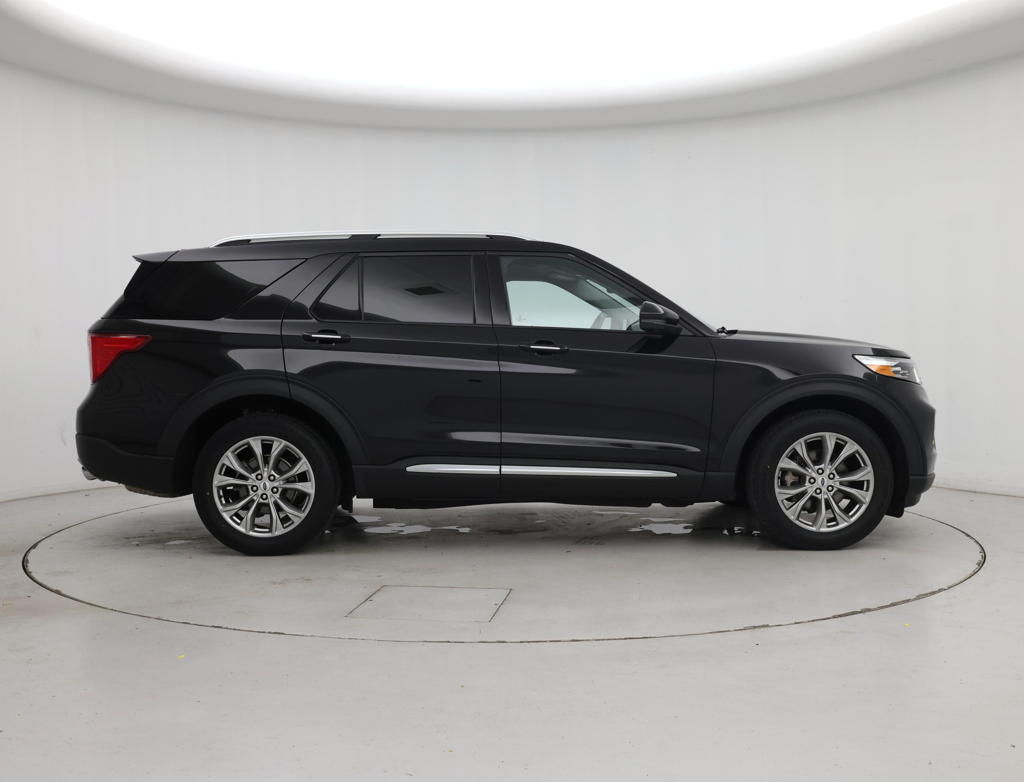 Thumbnail: 2023 Ford Explorer - 7