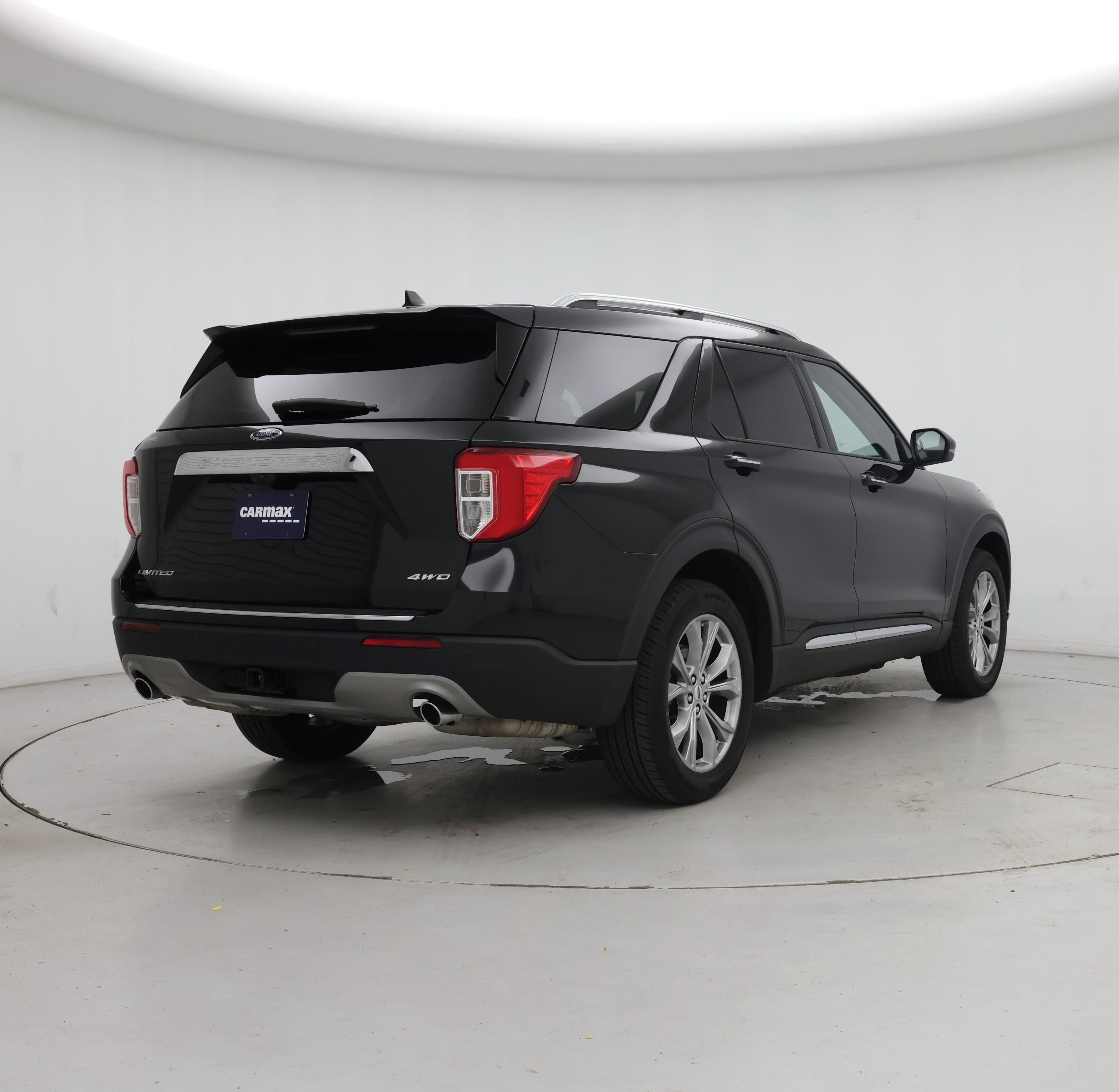 Thumbnail: 2023 Ford Explorer - 8