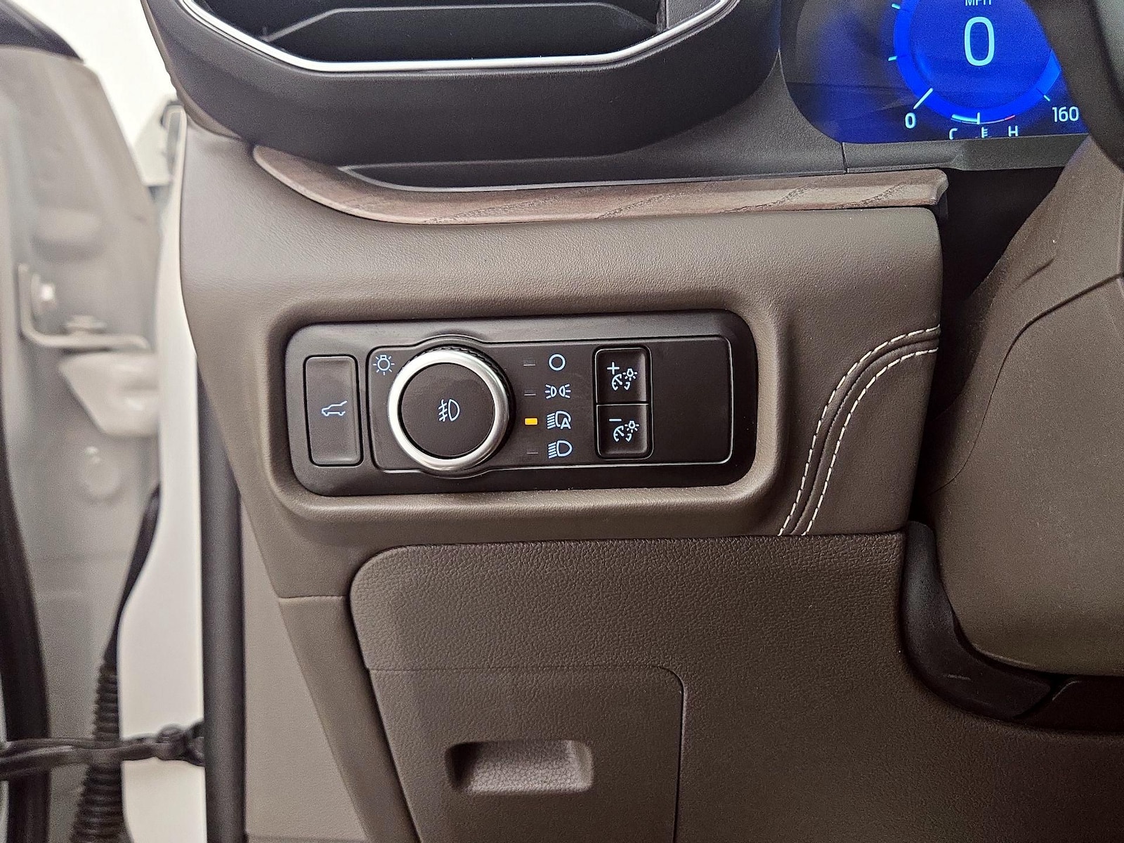 2023 Ford Explorer Platinum - Photo 12