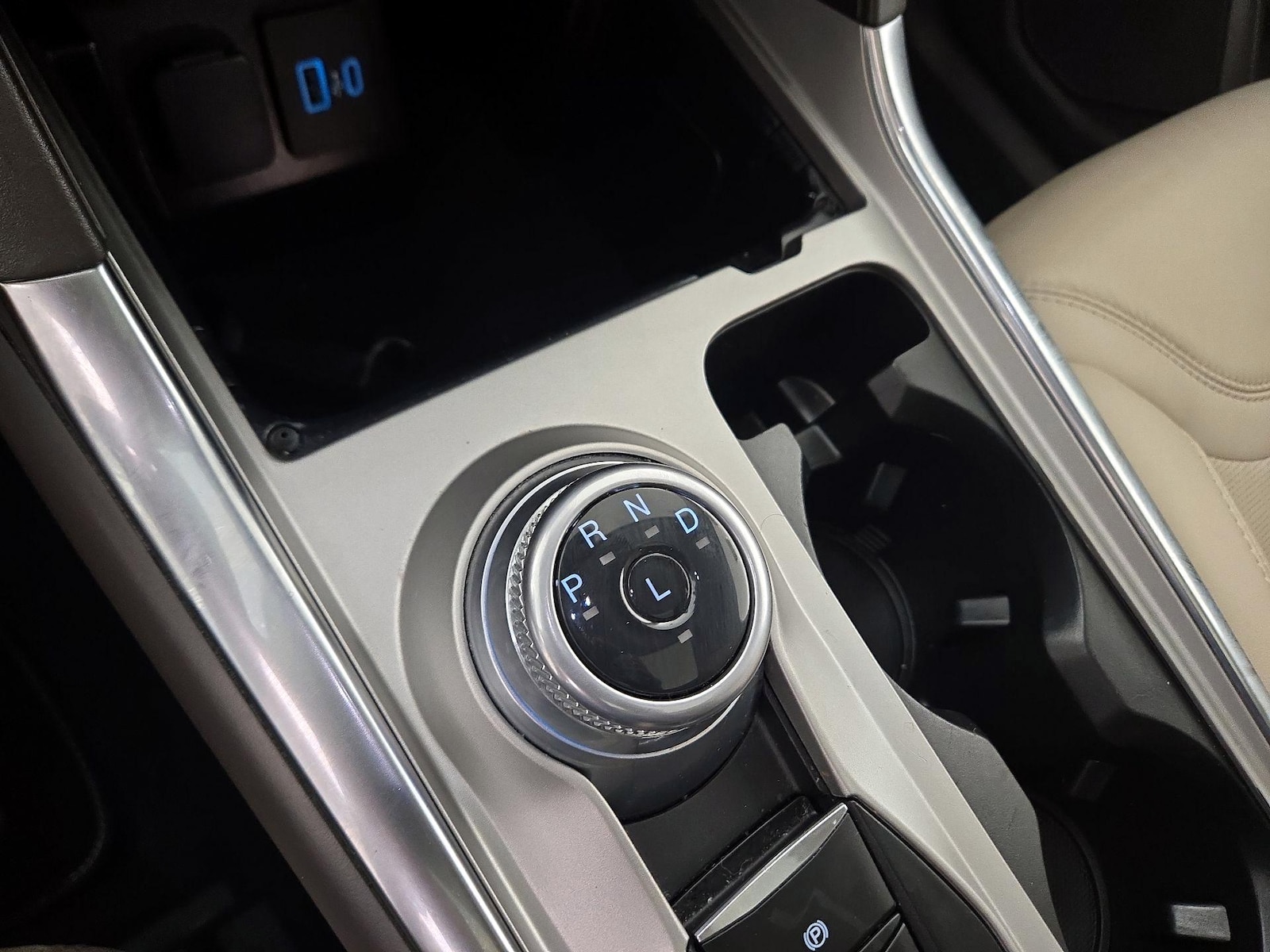 2023 Ford Explorer Platinum - Photo 17