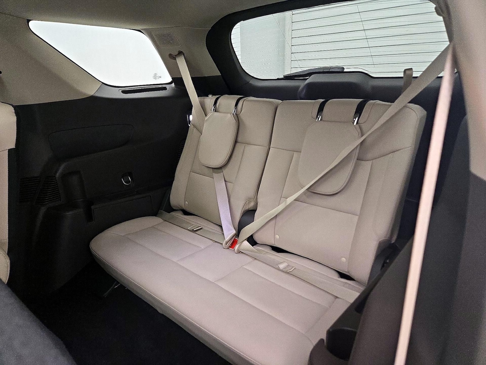 2023 Ford Explorer Platinum - Photo 21