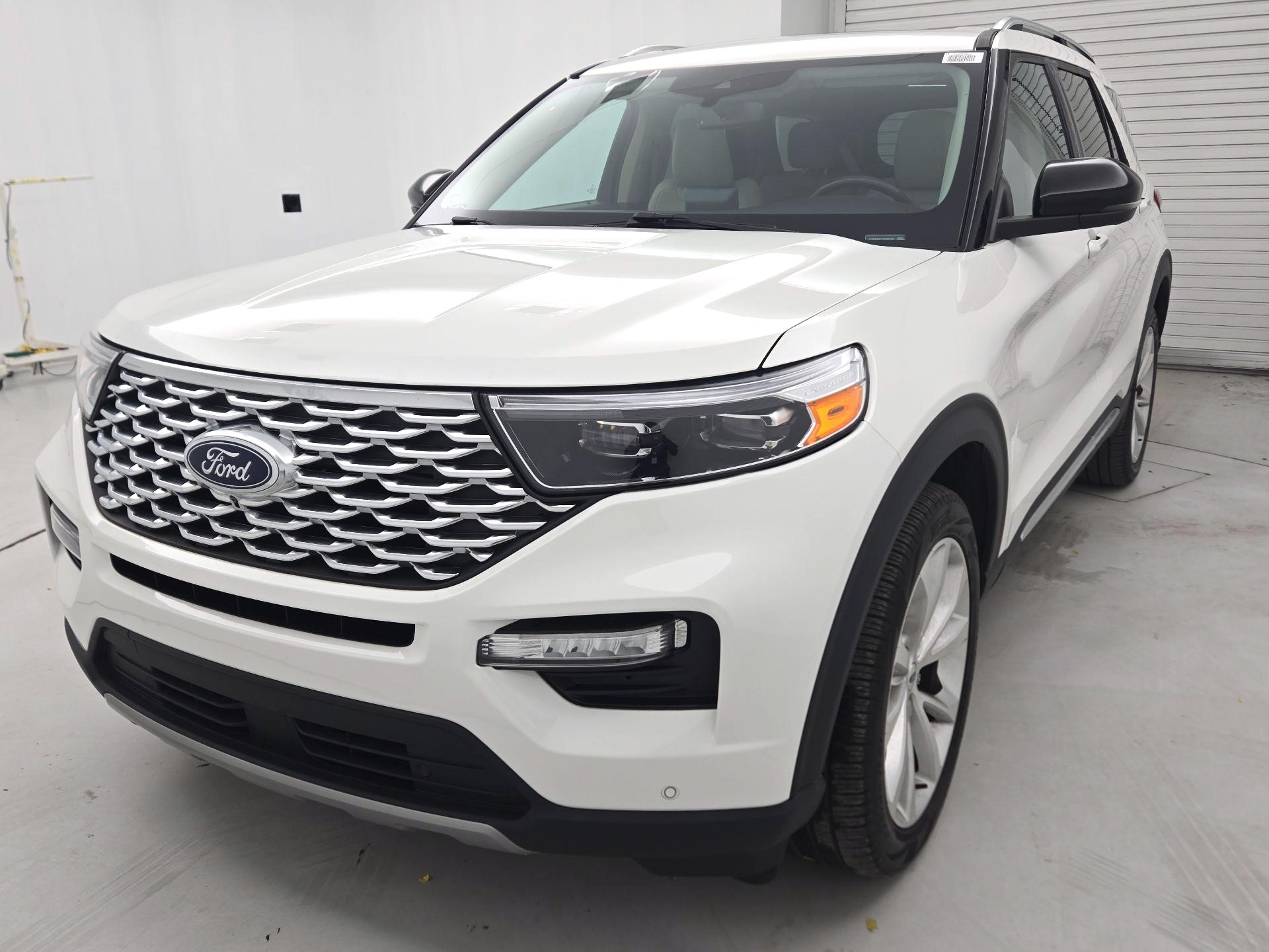 Thumbnail: 2023 Ford Explorer - 3