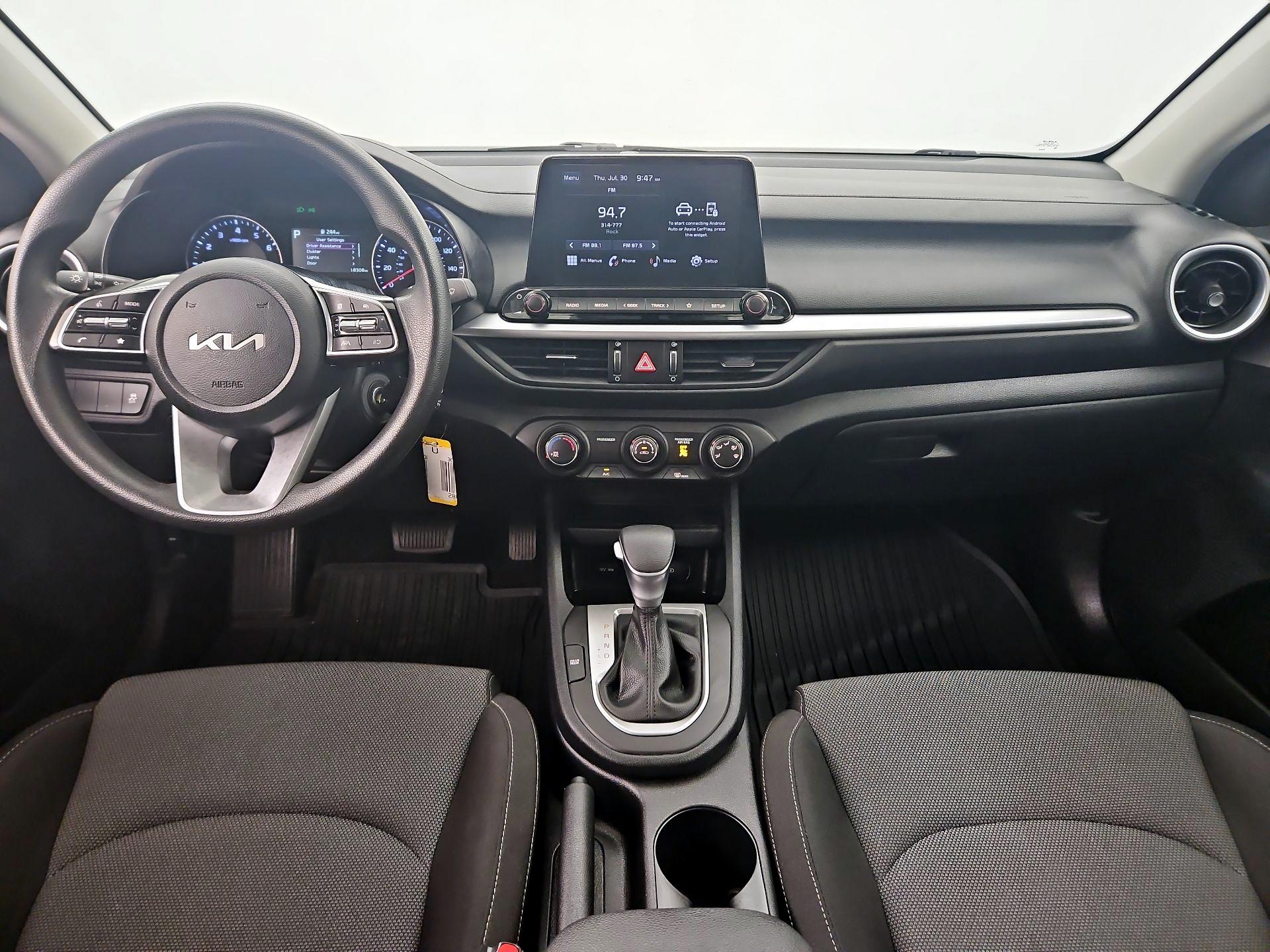 Thumbnail: 2024 Kia Forte - 9