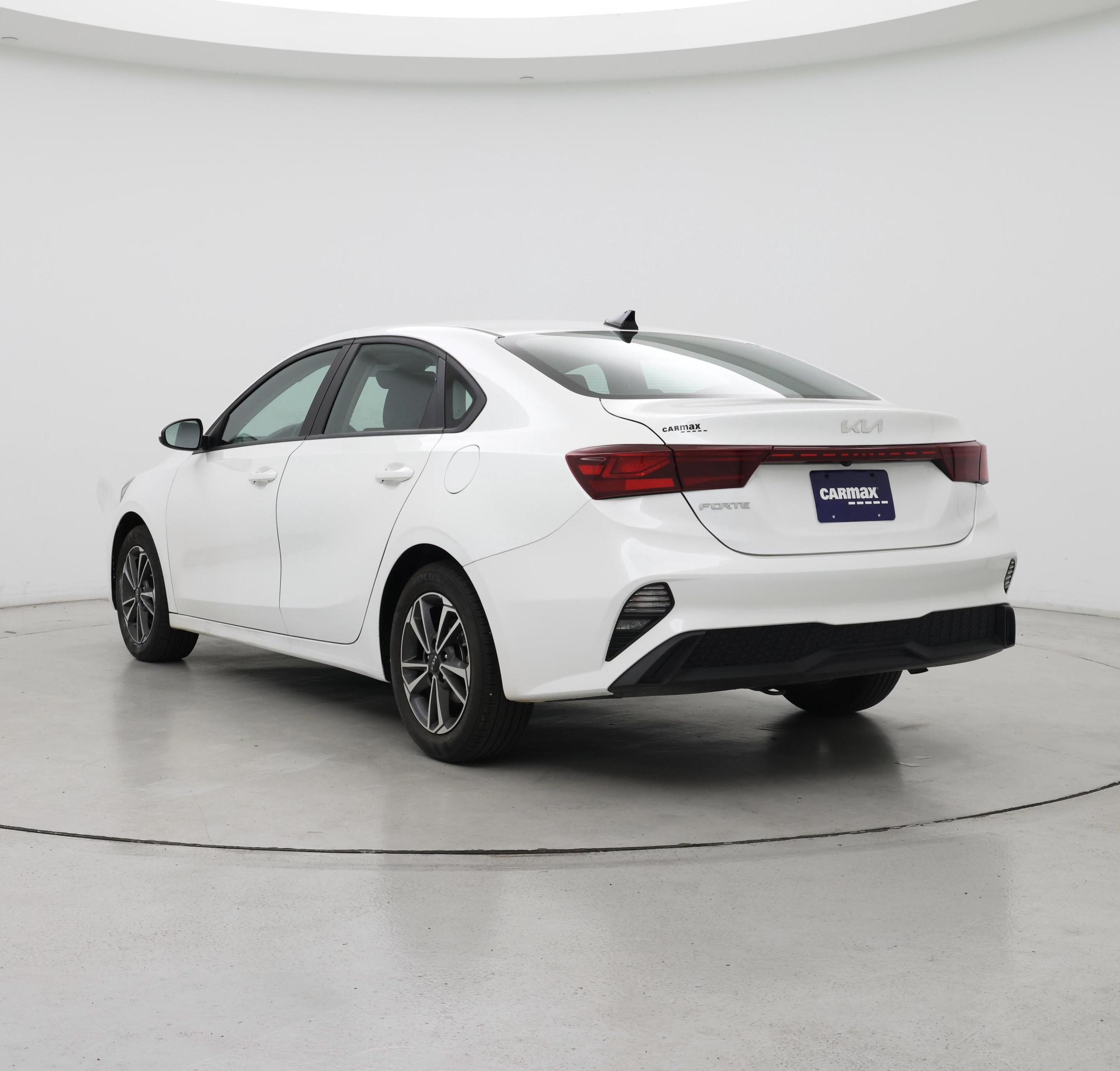 Thumbnail: 2024 Kia Forte - 2