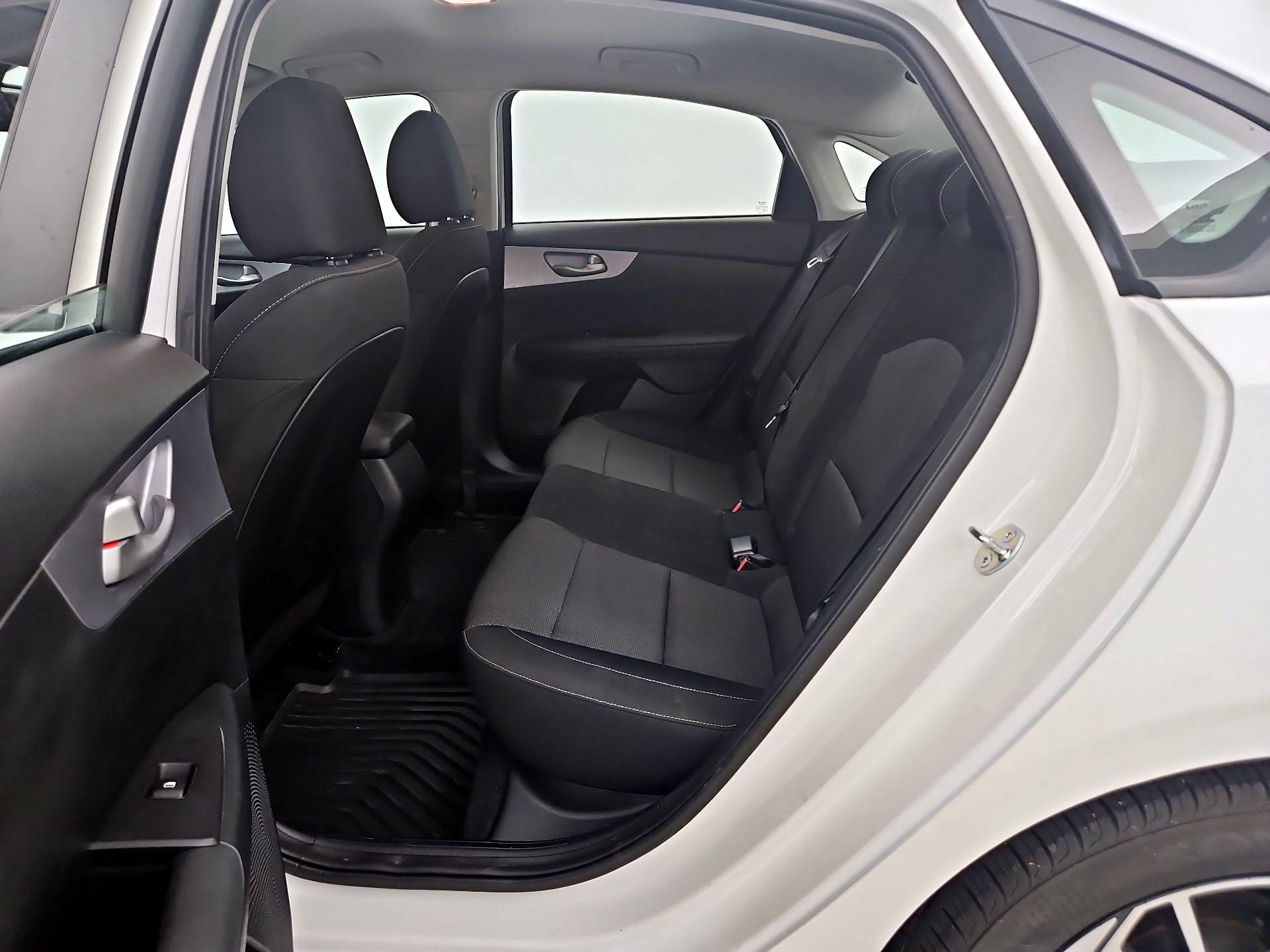 Thumbnail: 2024 Kia Forte - 19