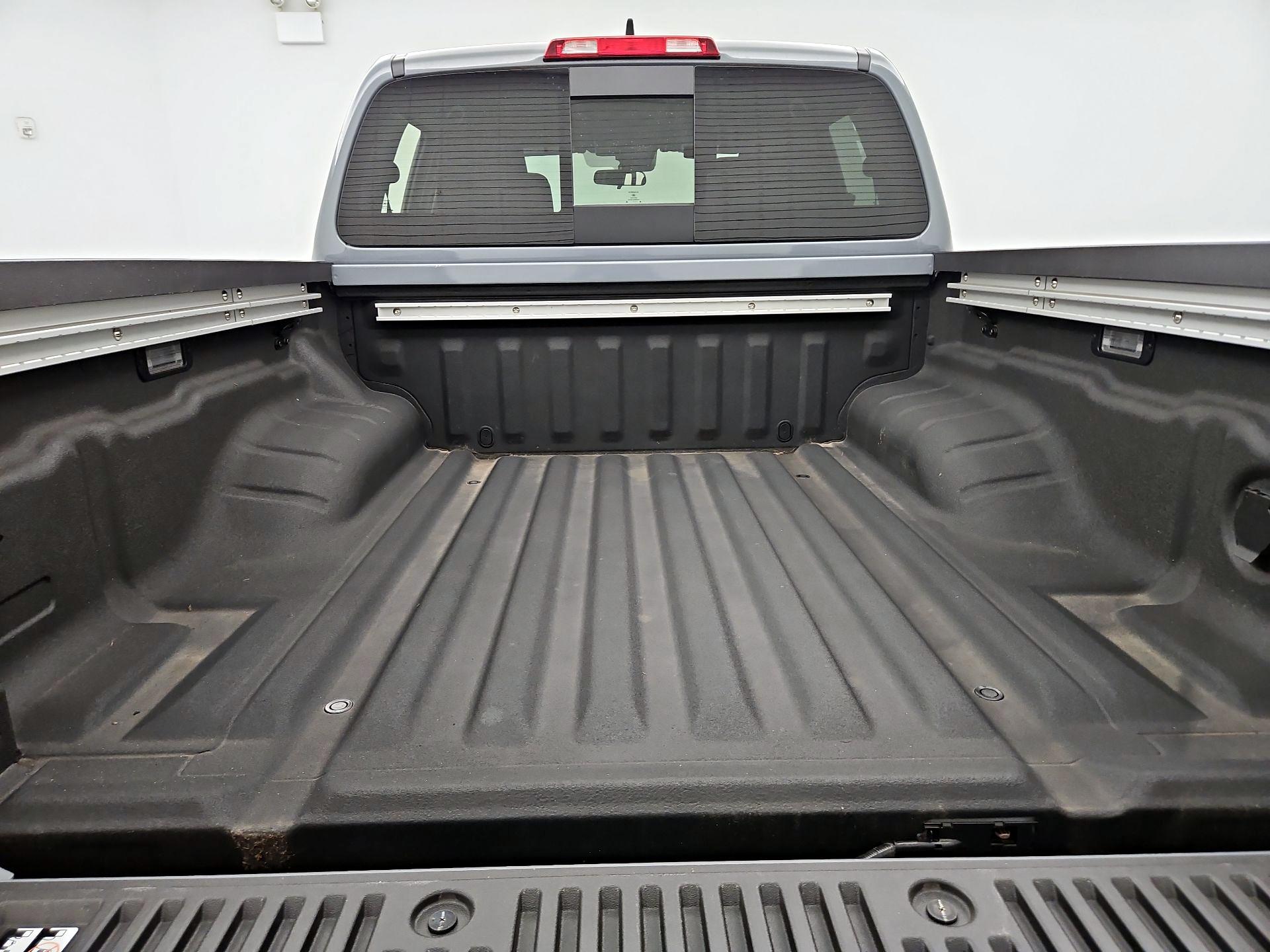 Thumbnail: 2025 Nissan Frontier - 20