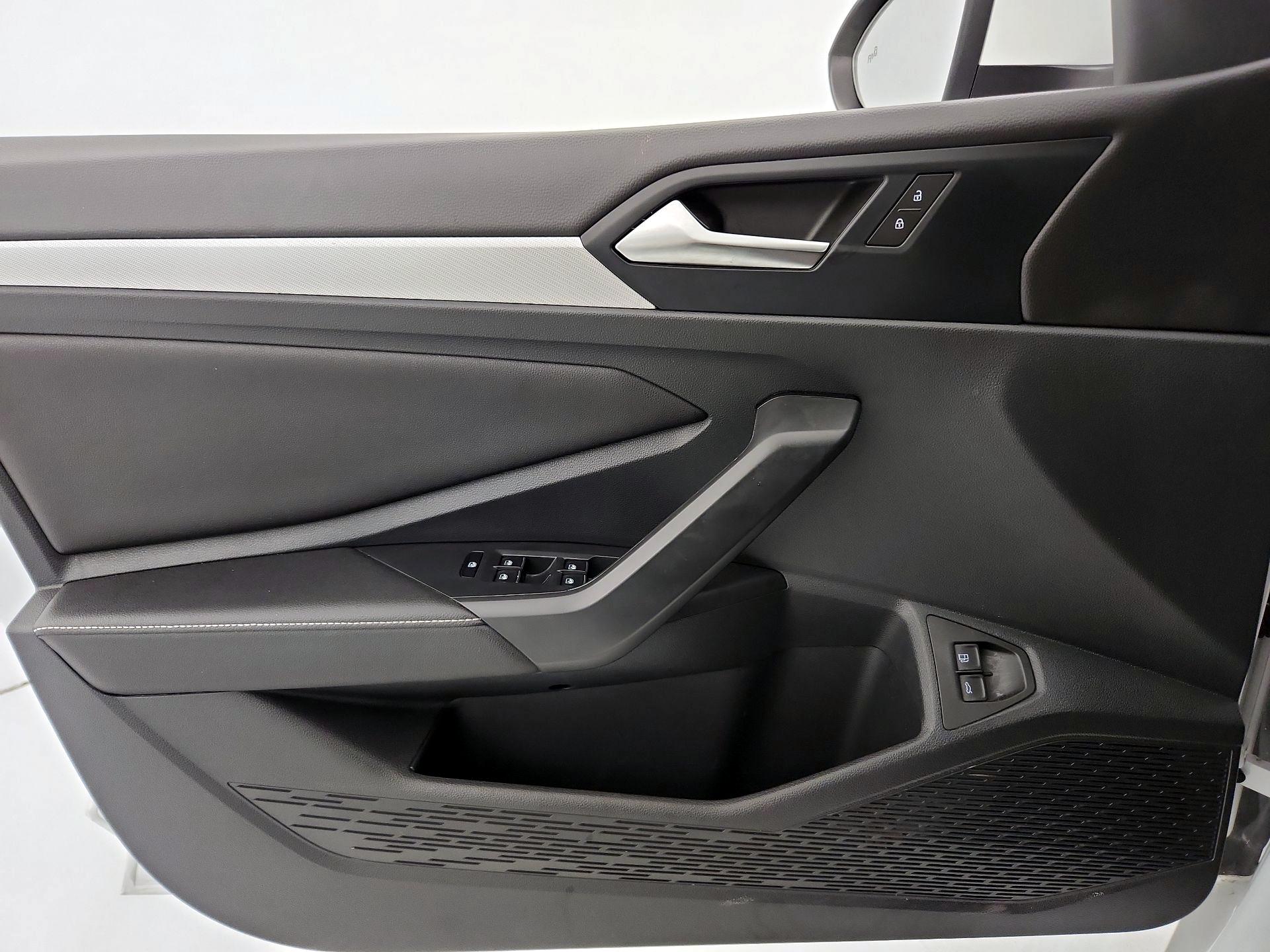 Thumbnail: 2024 Volkswagen Jetta - 12