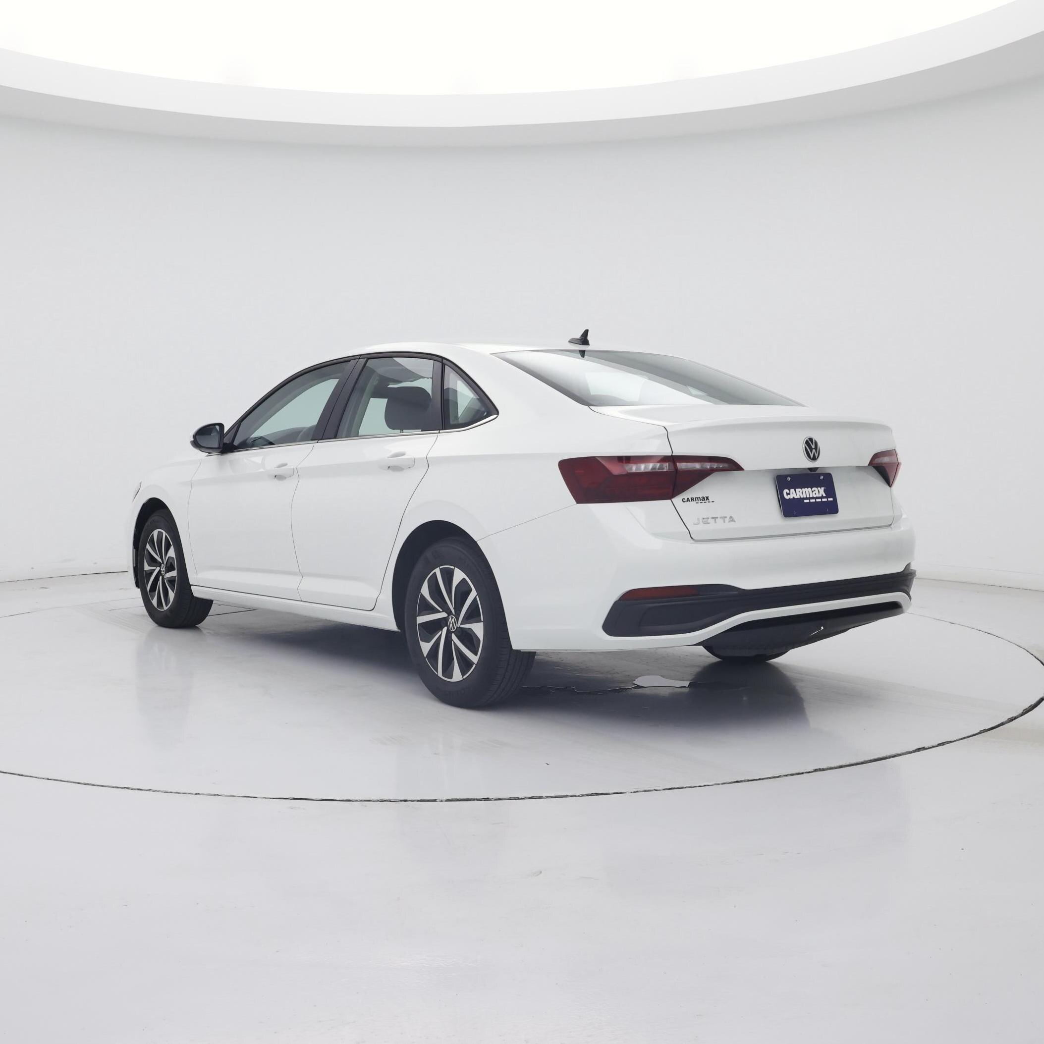 Thumbnail: 2024 Volkswagen Jetta - 2