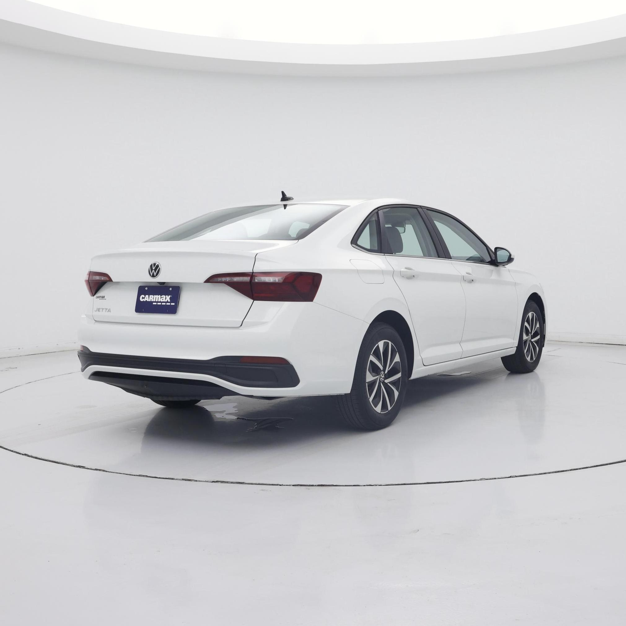 Thumbnail: 2024 Volkswagen Jetta - 8