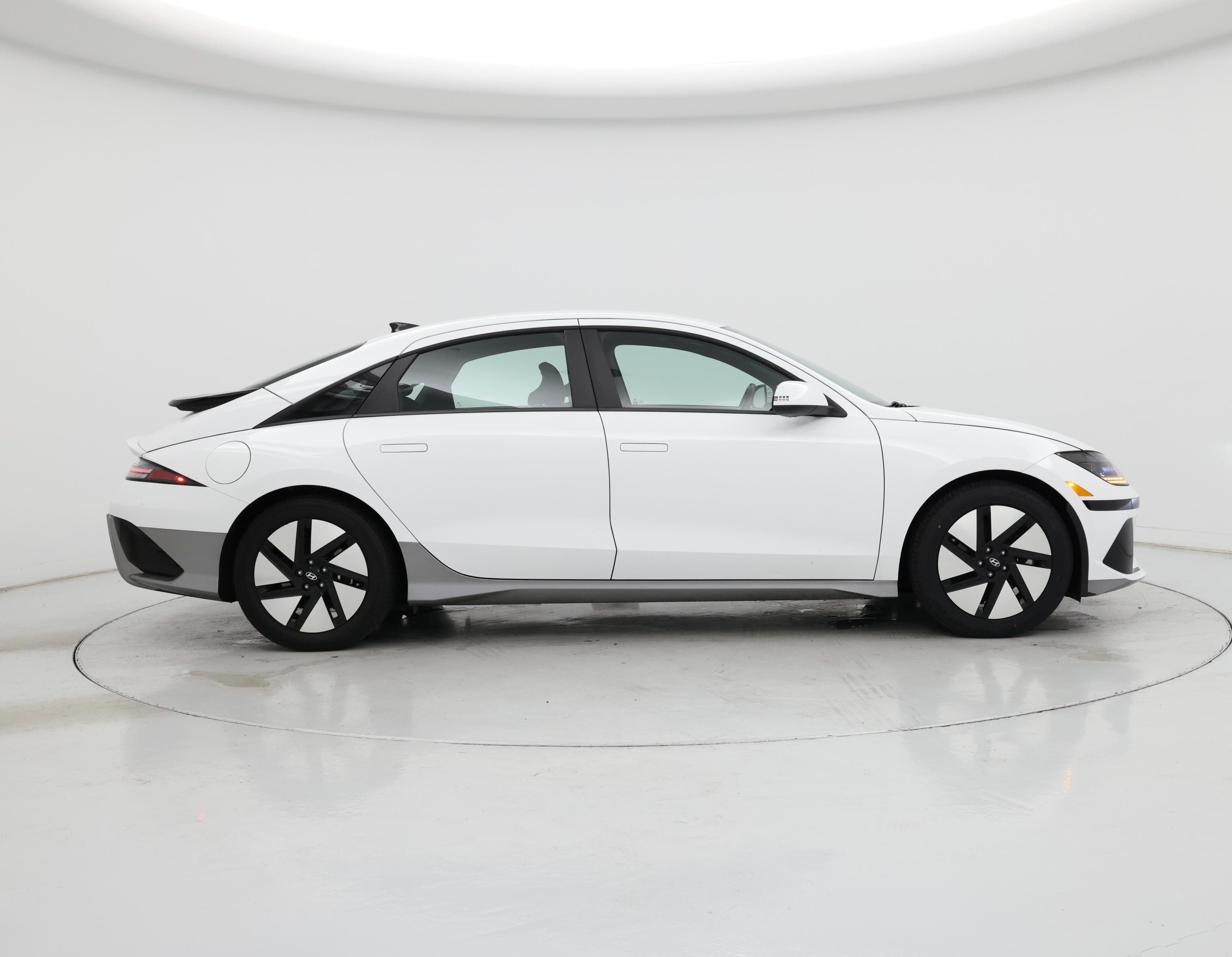 Thumbnail: 2024 Hyundai Ioniq 6 - 7