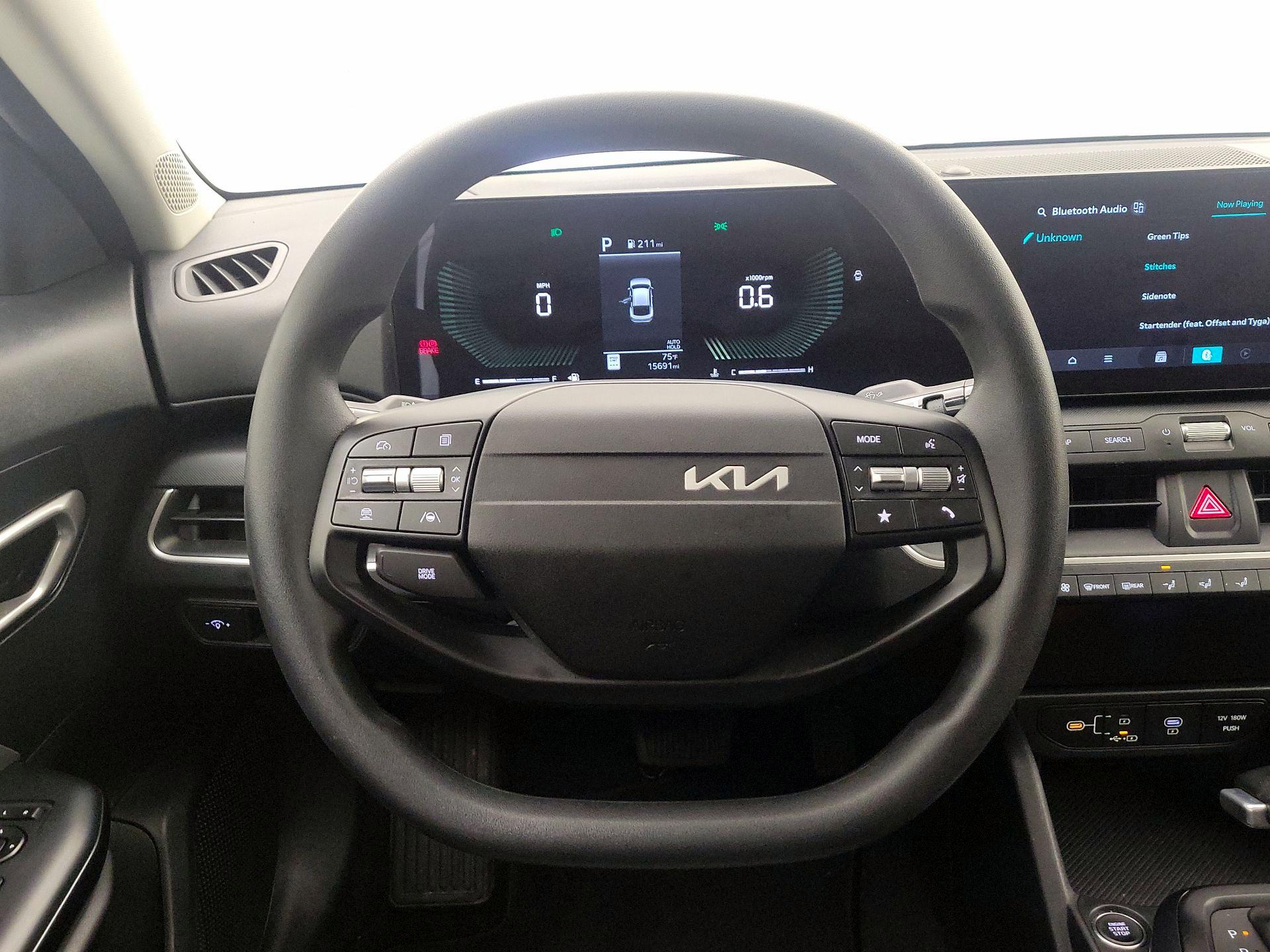 Thumbnail: 2025 Kia K4 - 10