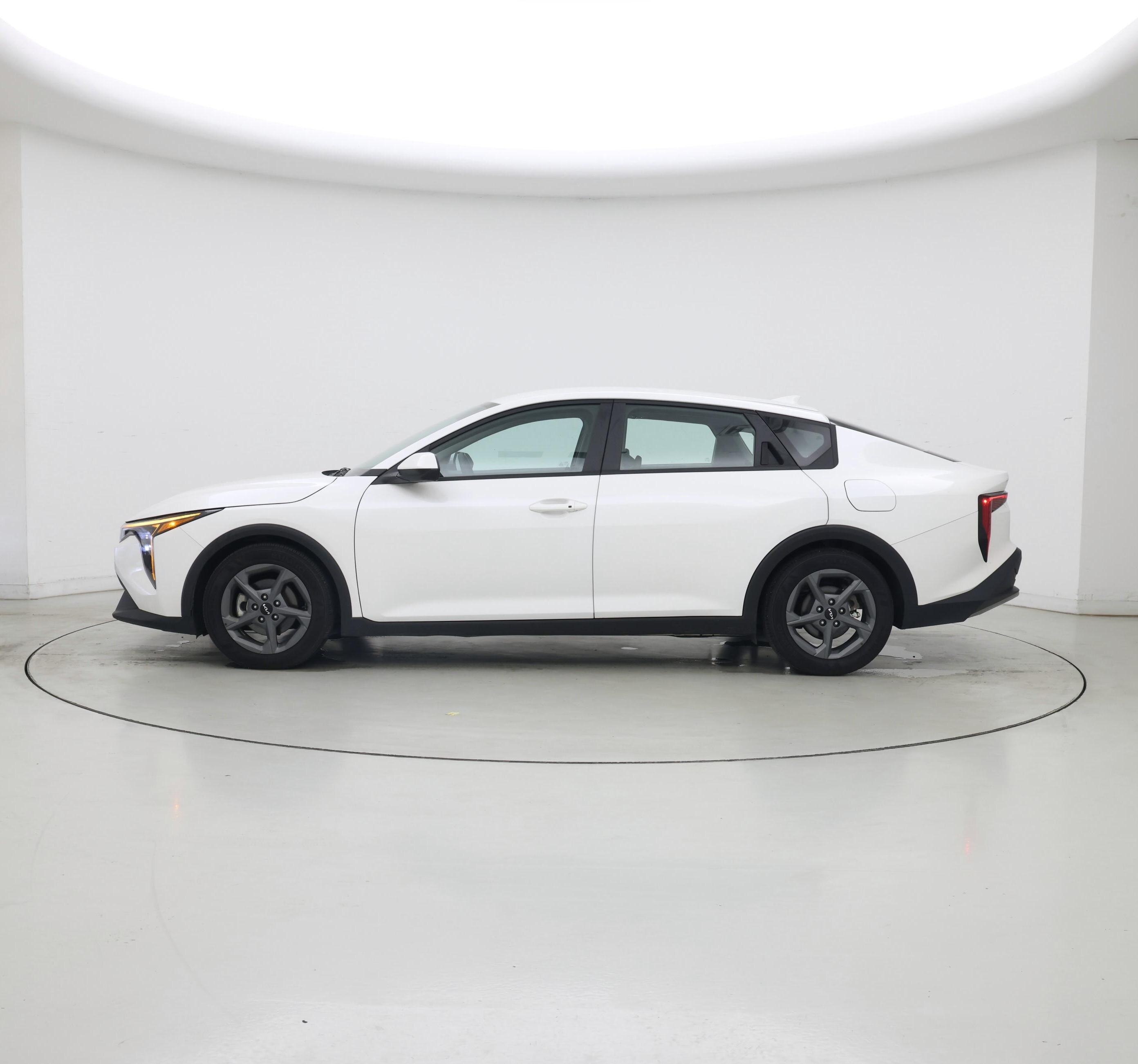 Thumbnail: 2025 Kia K4 - 3