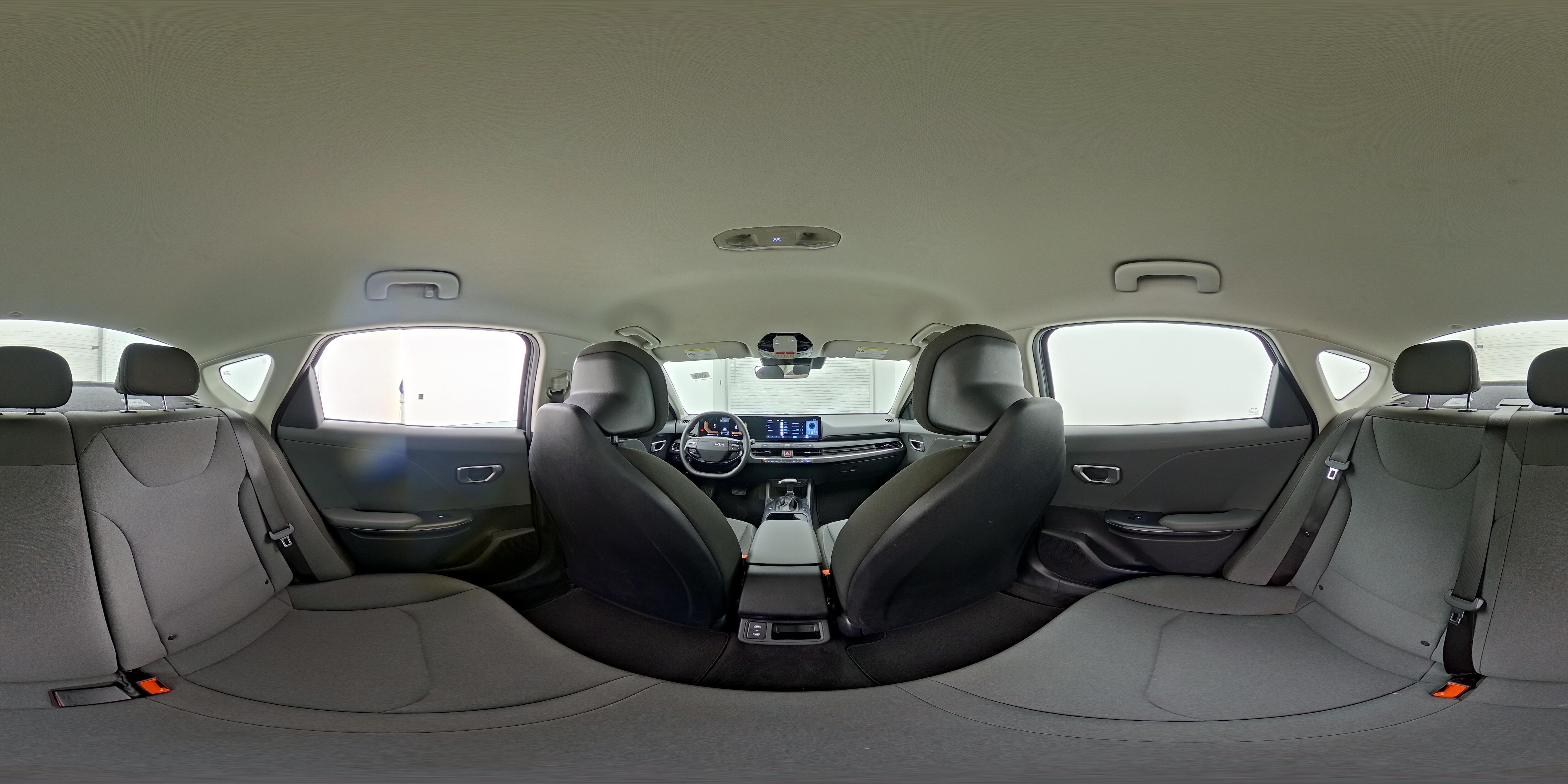 2025 Kia K4 LXS - Photo 25