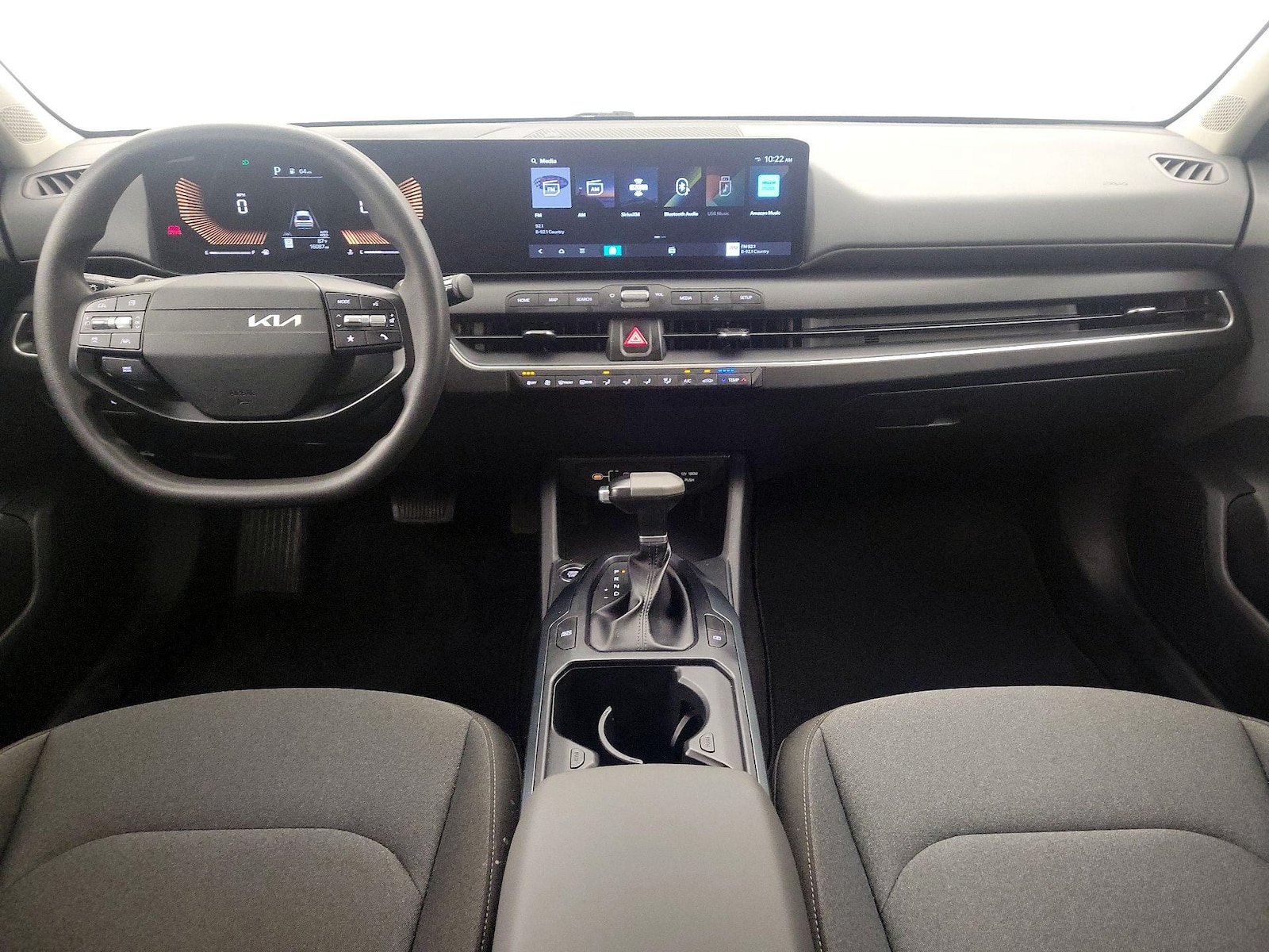 2025 Kia K4 LXS - Photo 10