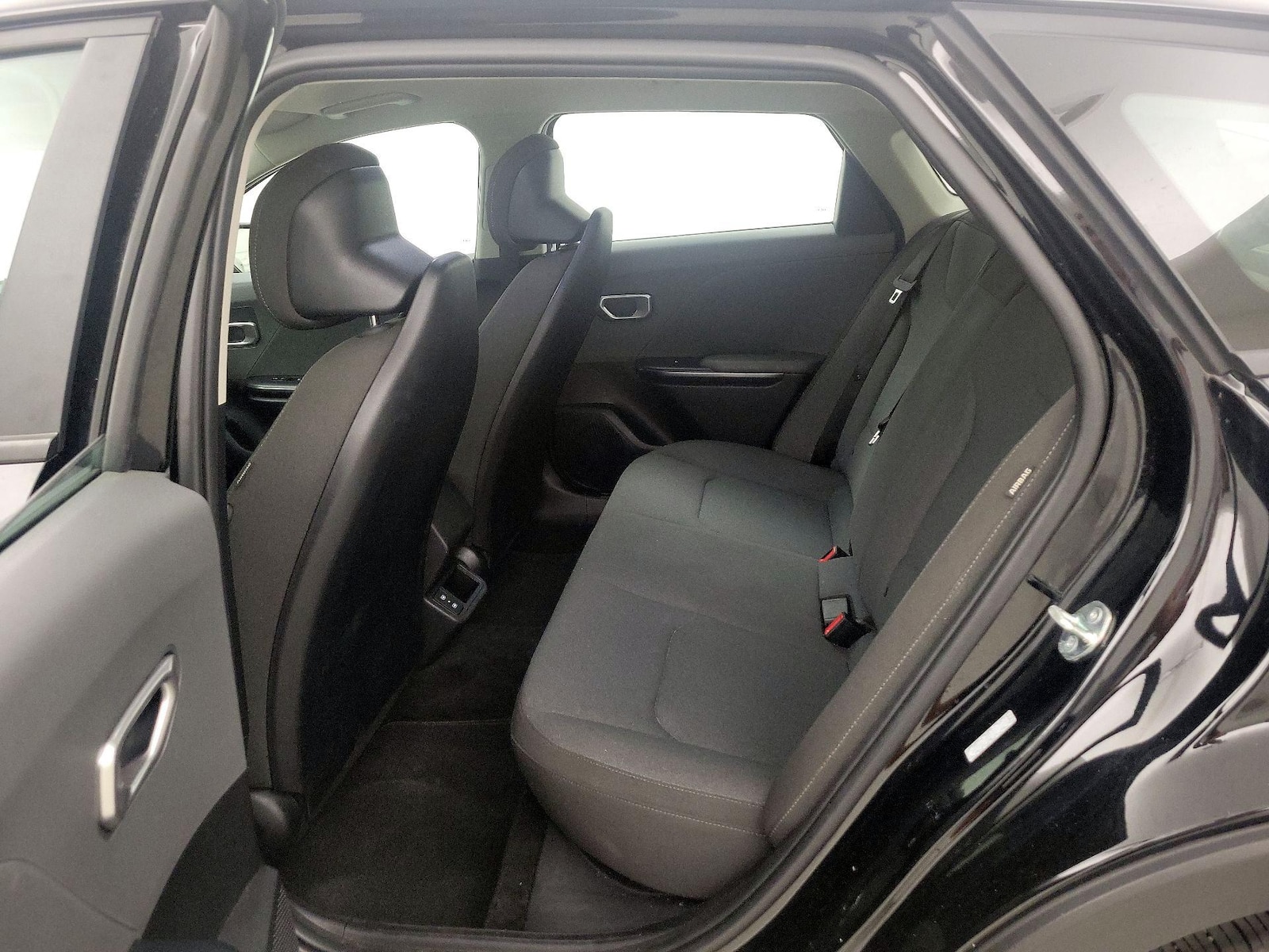 2025 Kia K4 LXS - Photo 20