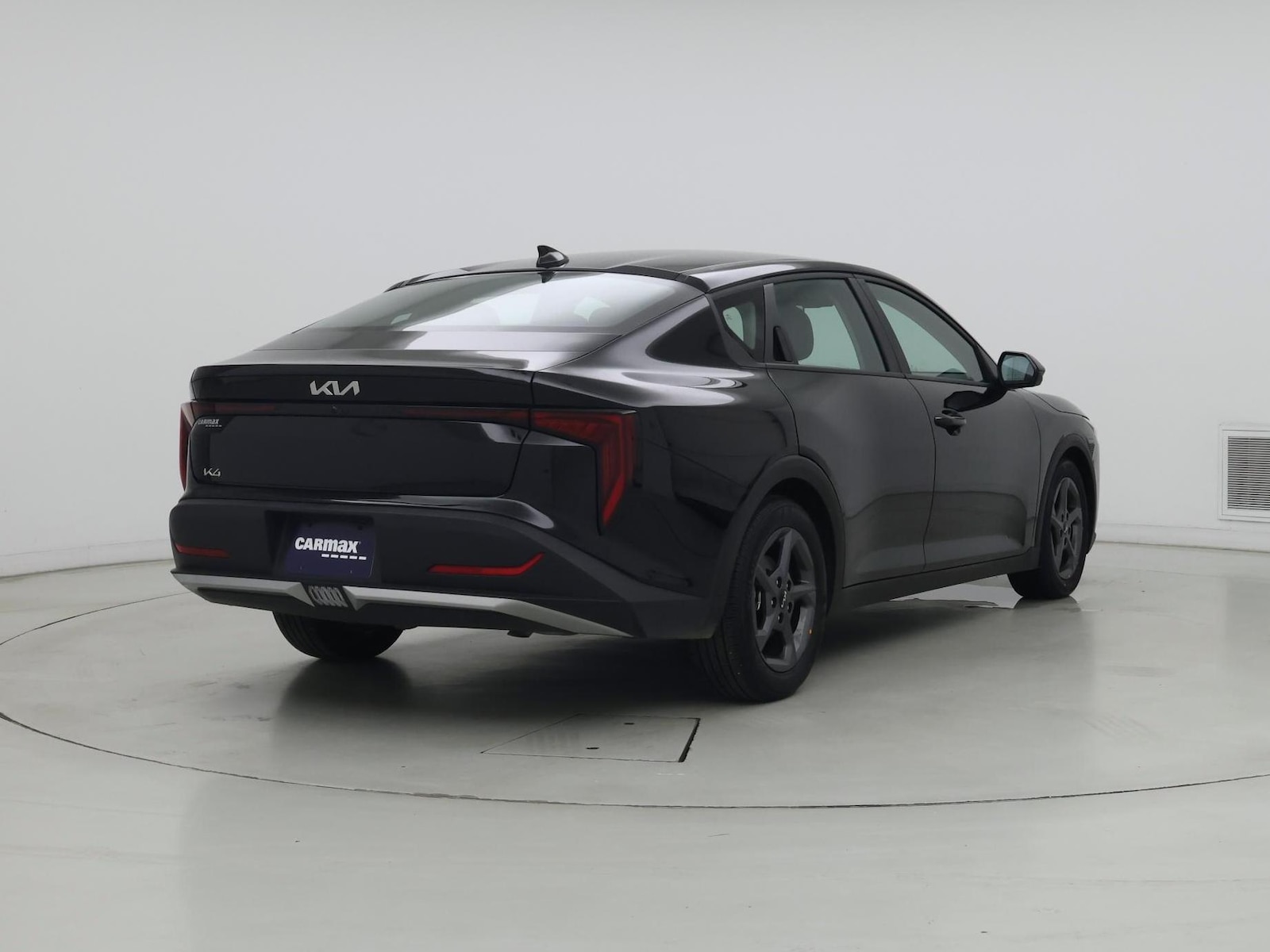 2025 Kia K4 LXS - Photo 9