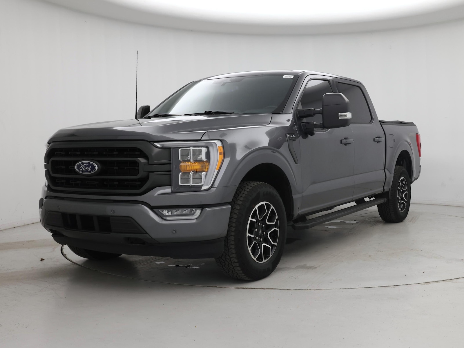 2023 Ford F-150 XLT - Photo 5