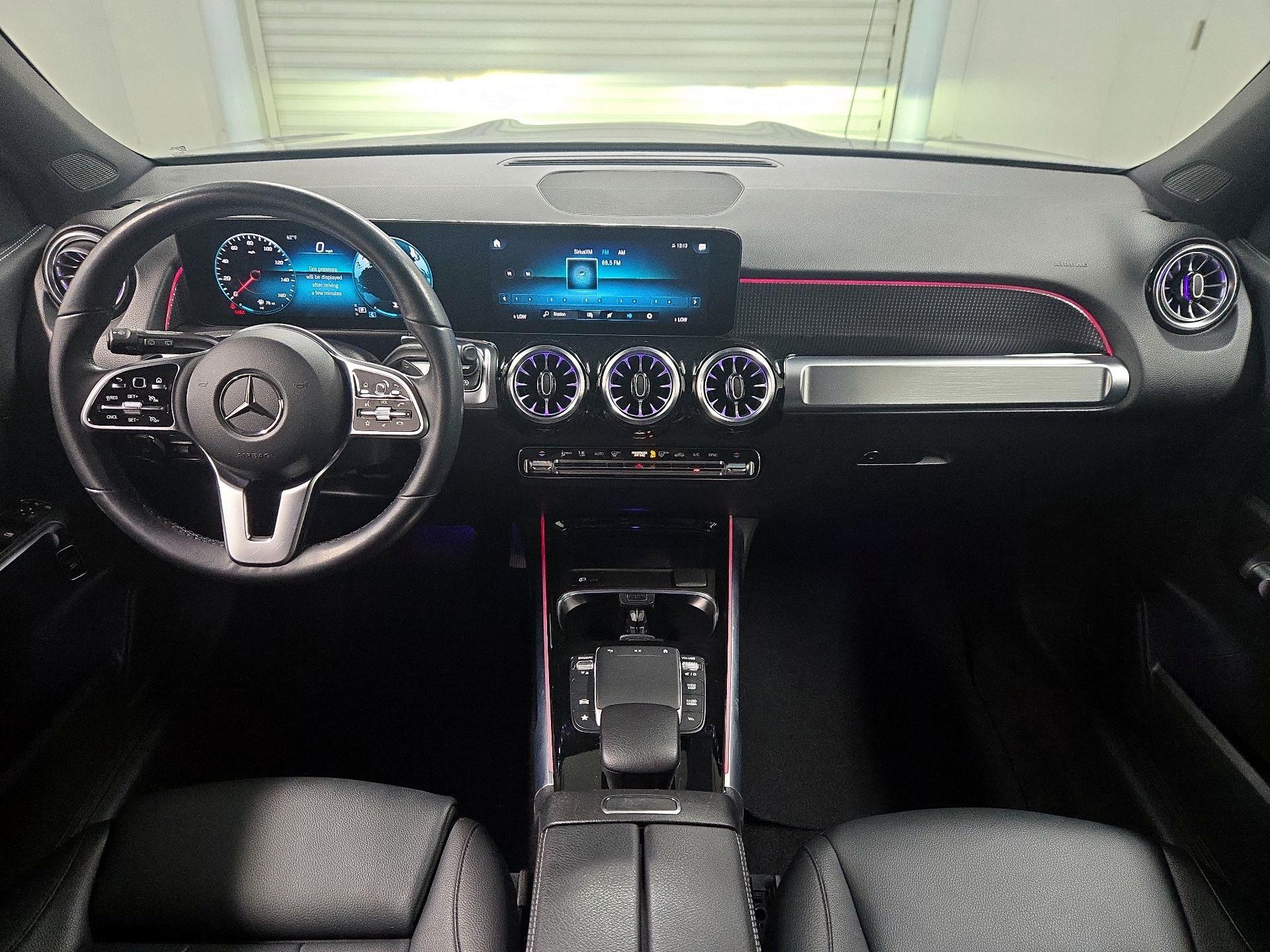 Thumbnail: 2022 Mercedes-Benz GLB - 9