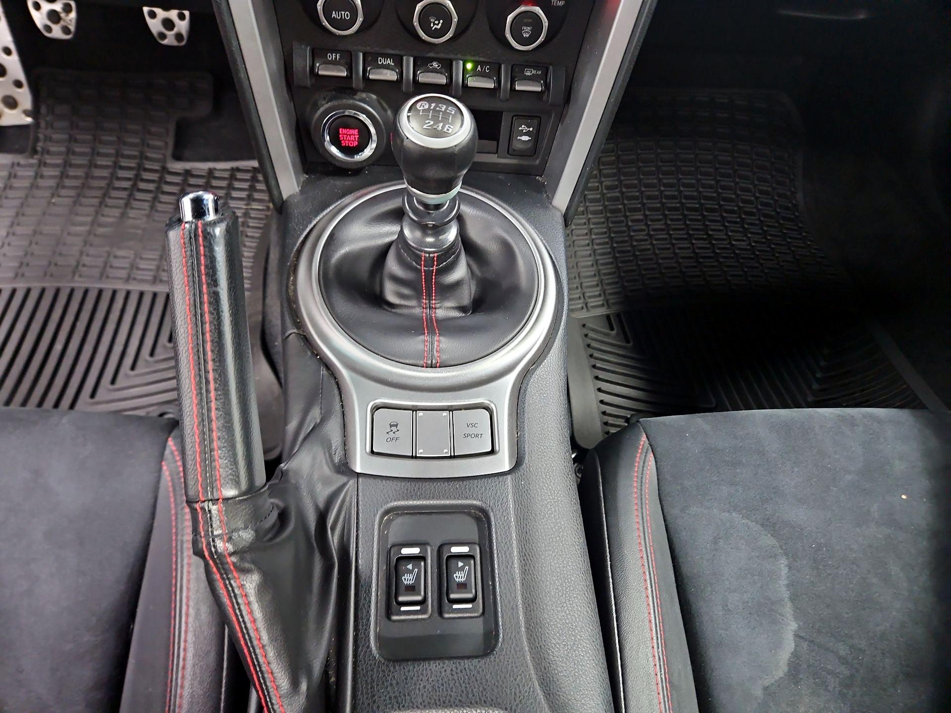 Thumbnail: 2014 Subaru BRZ - 17