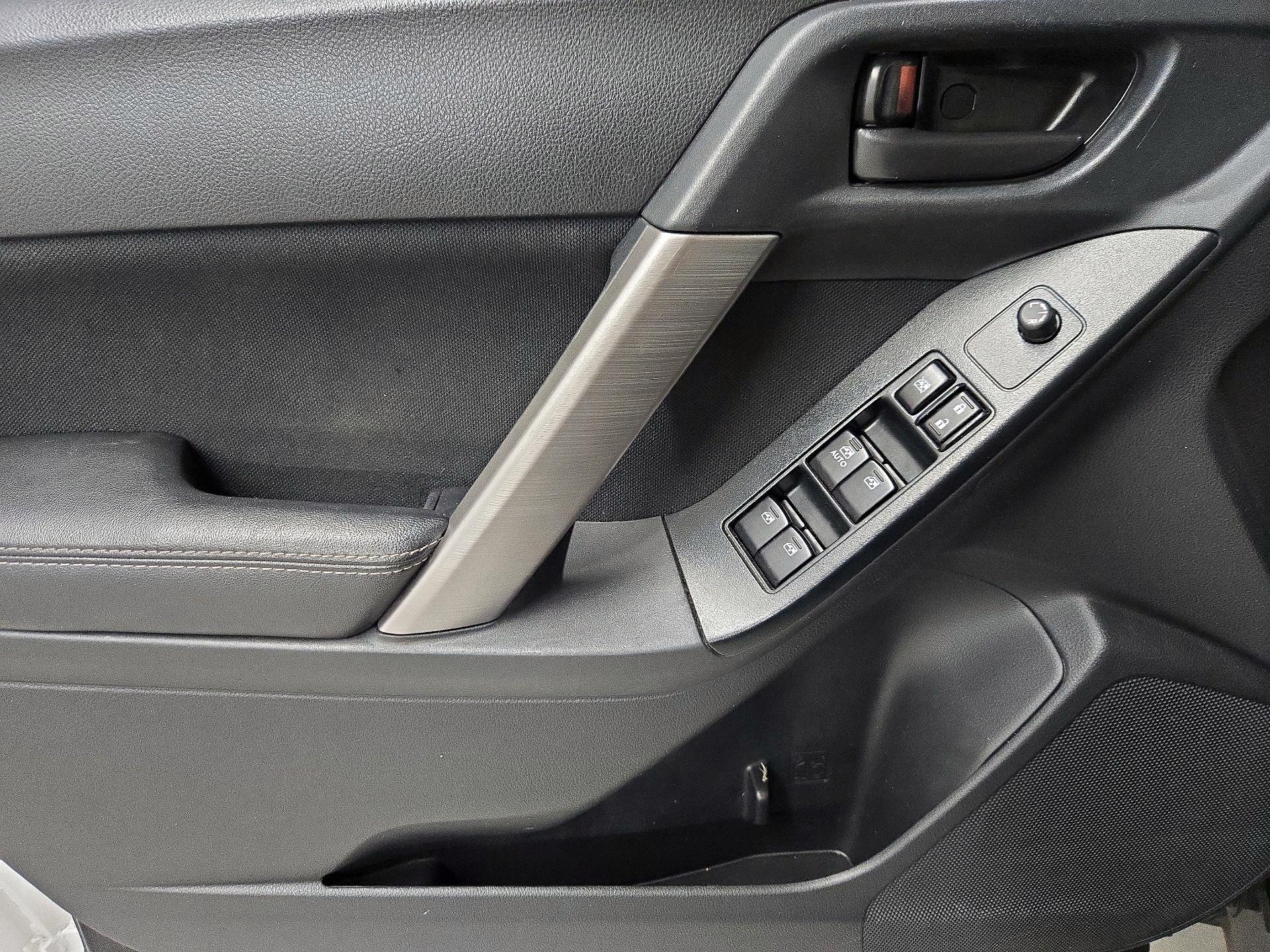 Thumbnail: 2016 Subaru Forester - 12