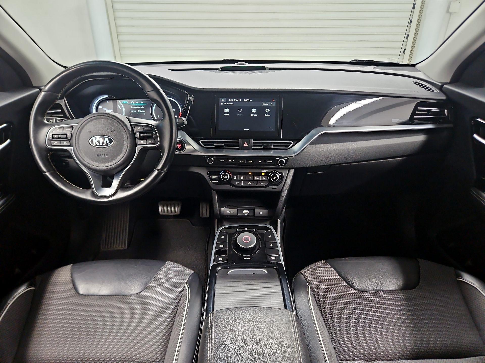 Thumbnail: 2020 Kia Niro - 9