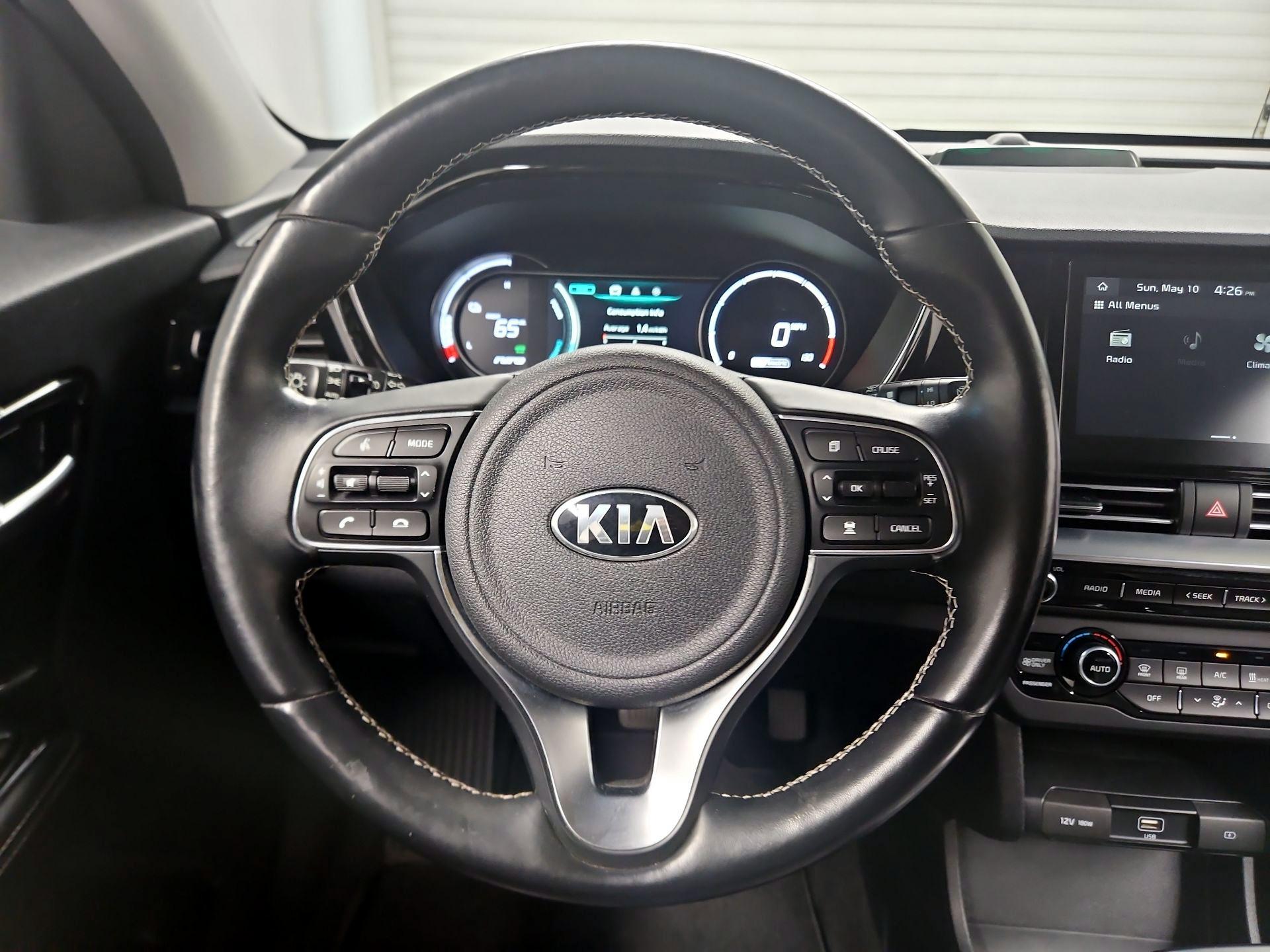 Thumbnail: 2020 Kia Niro - 10