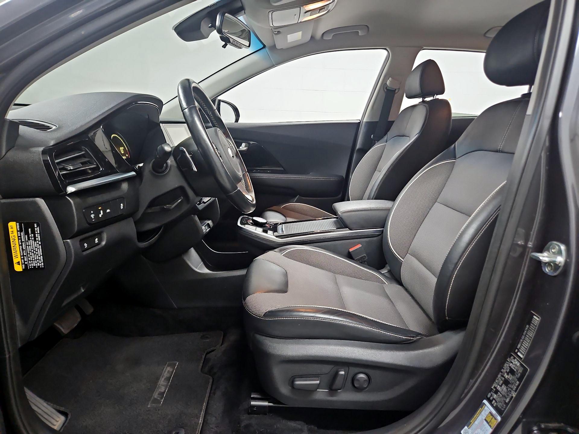 Thumbnail: 2020 Kia Niro - 11