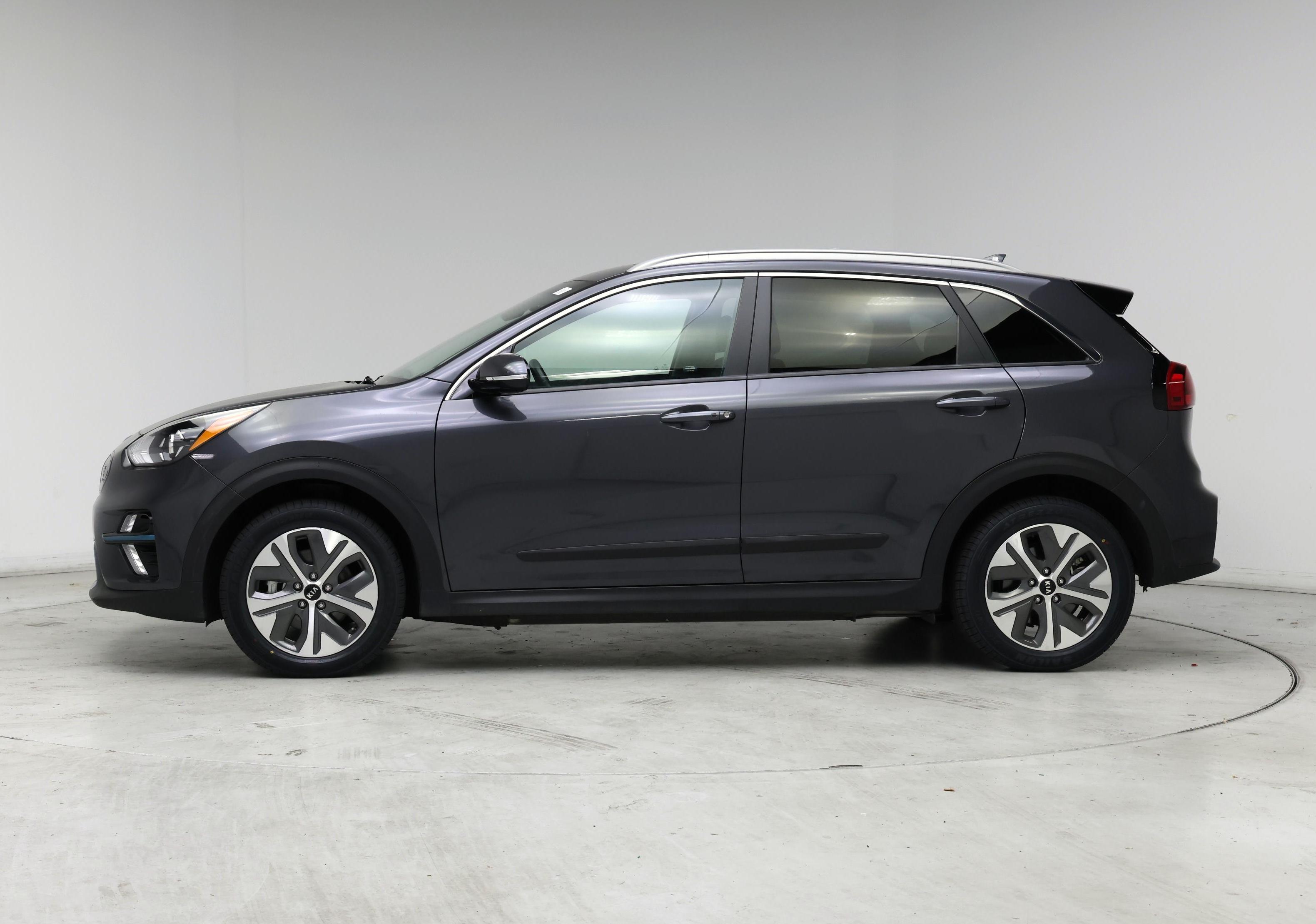Thumbnail: 2020 Kia Niro - 3