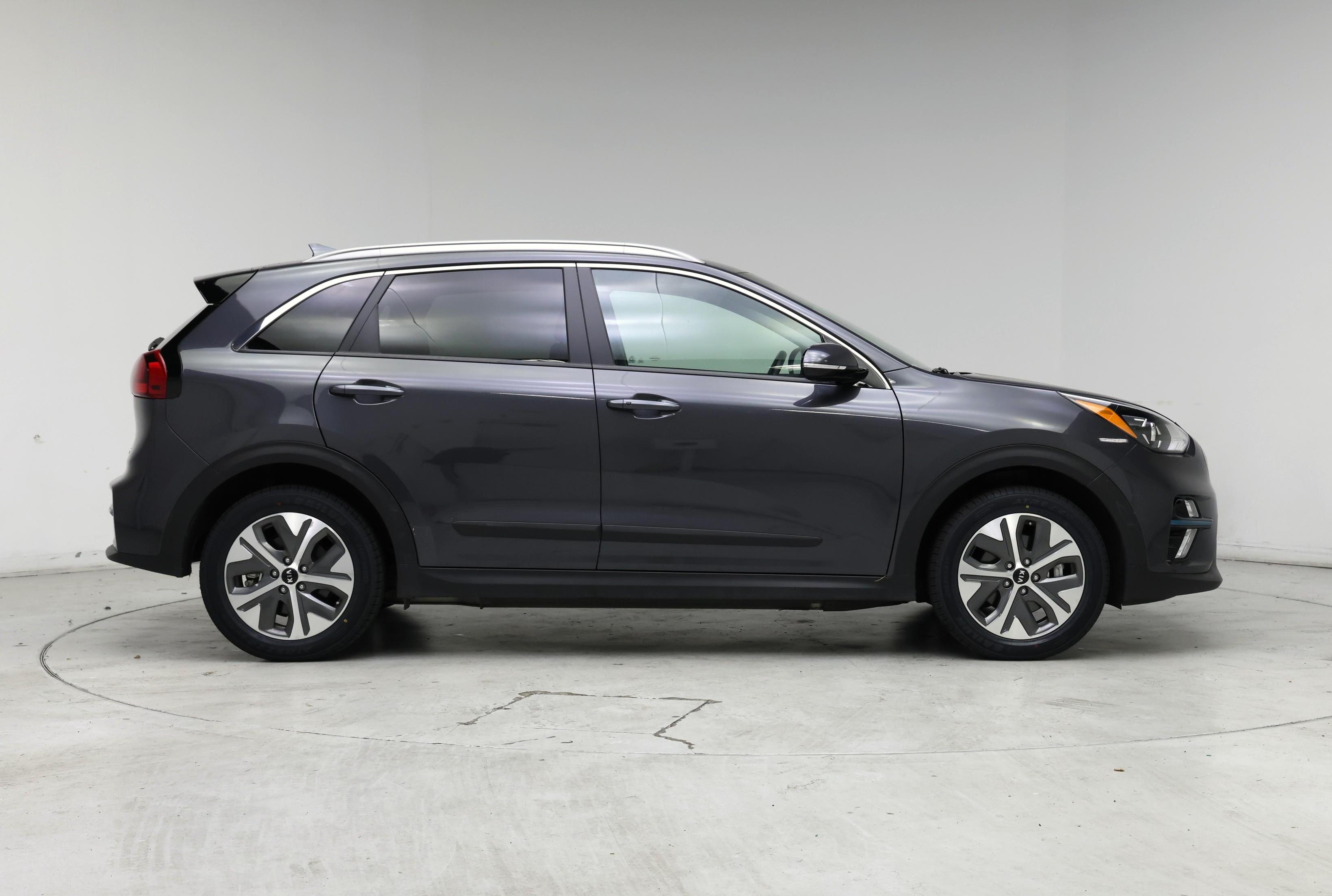 Thumbnail: 2020 Kia Niro - 7