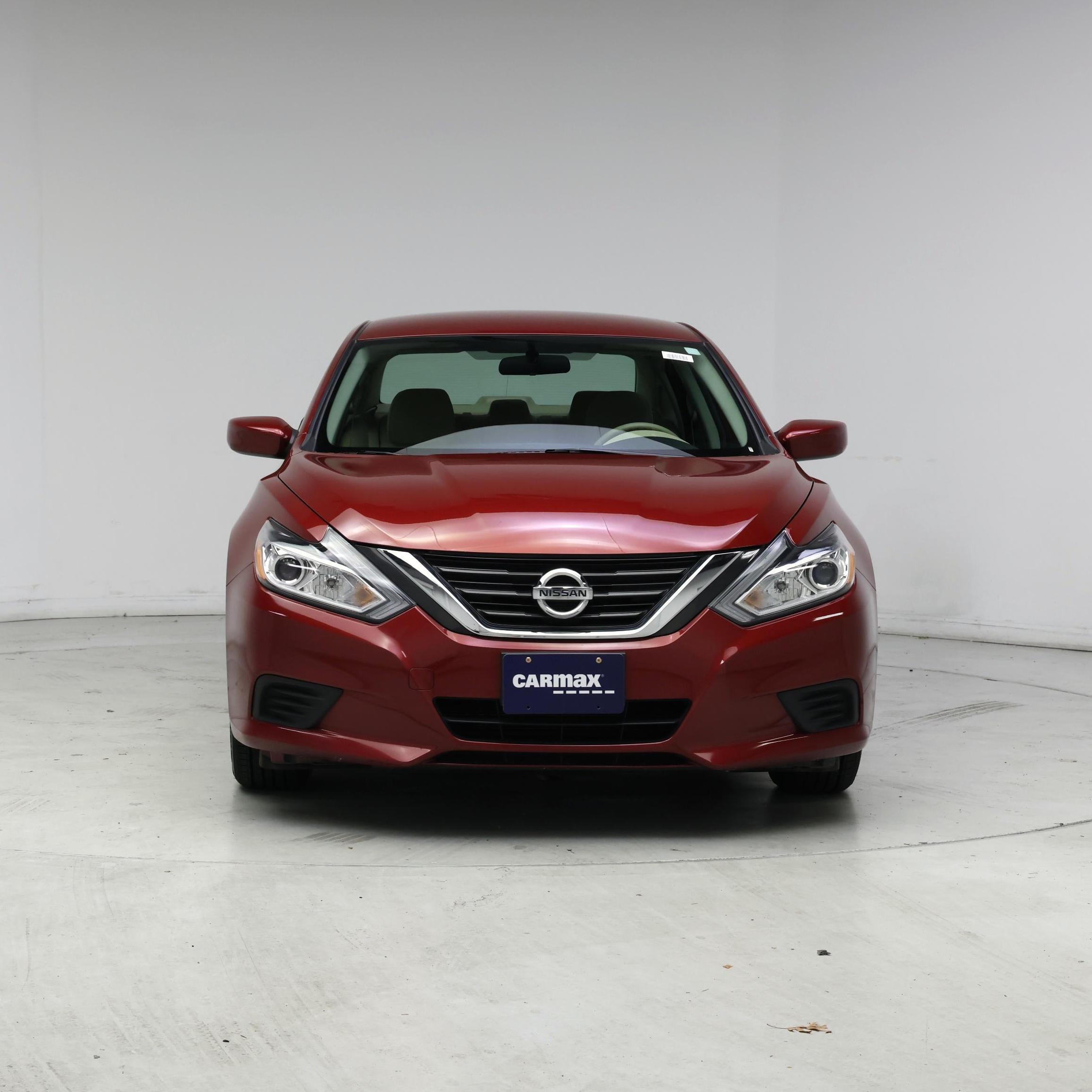 Thumbnail: 2016 Nissan Altima - 5